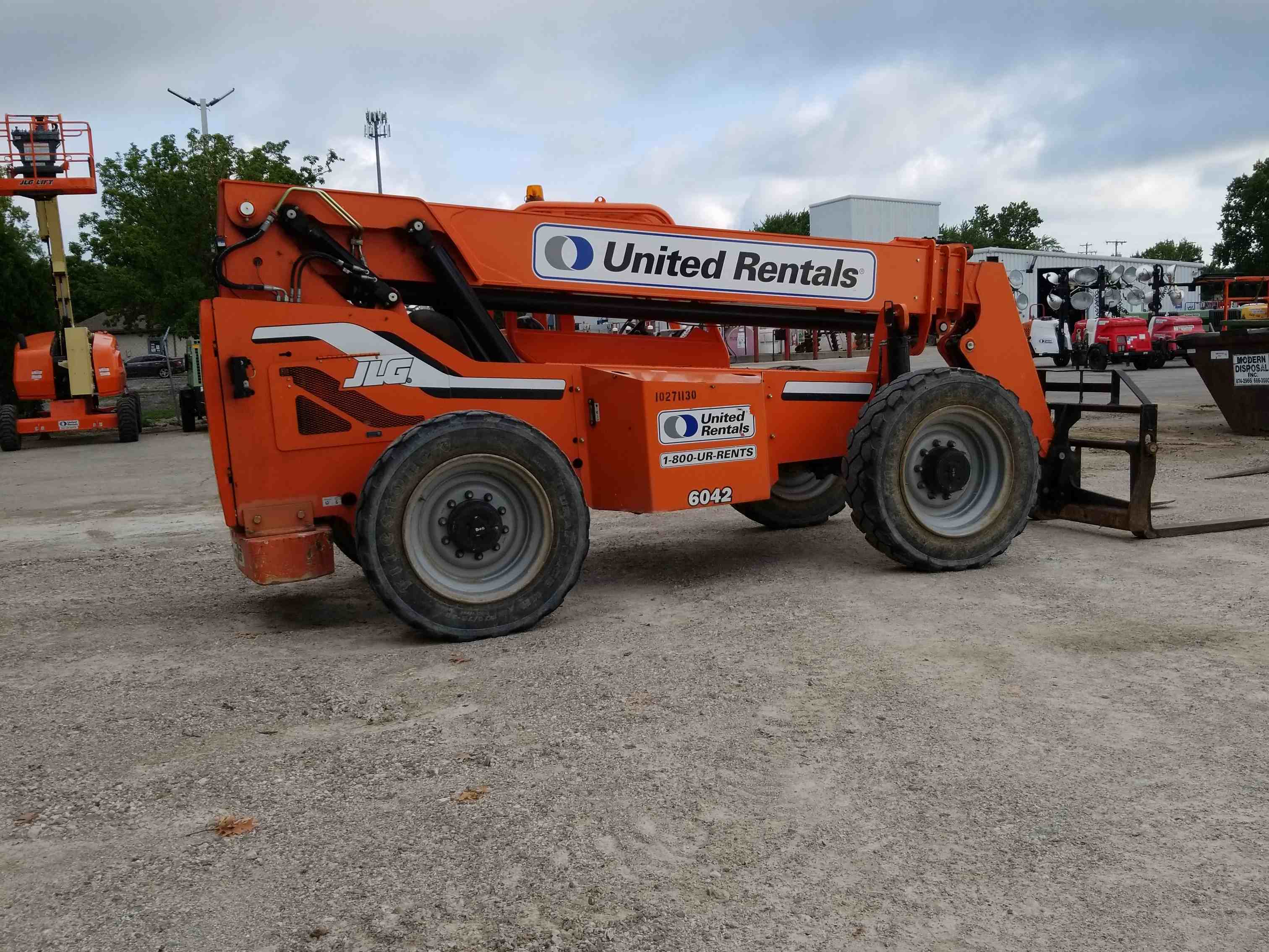 Used 2014 SKYTRAK 6042 Forklift For Sale in Perrysburg, OH United Rentals