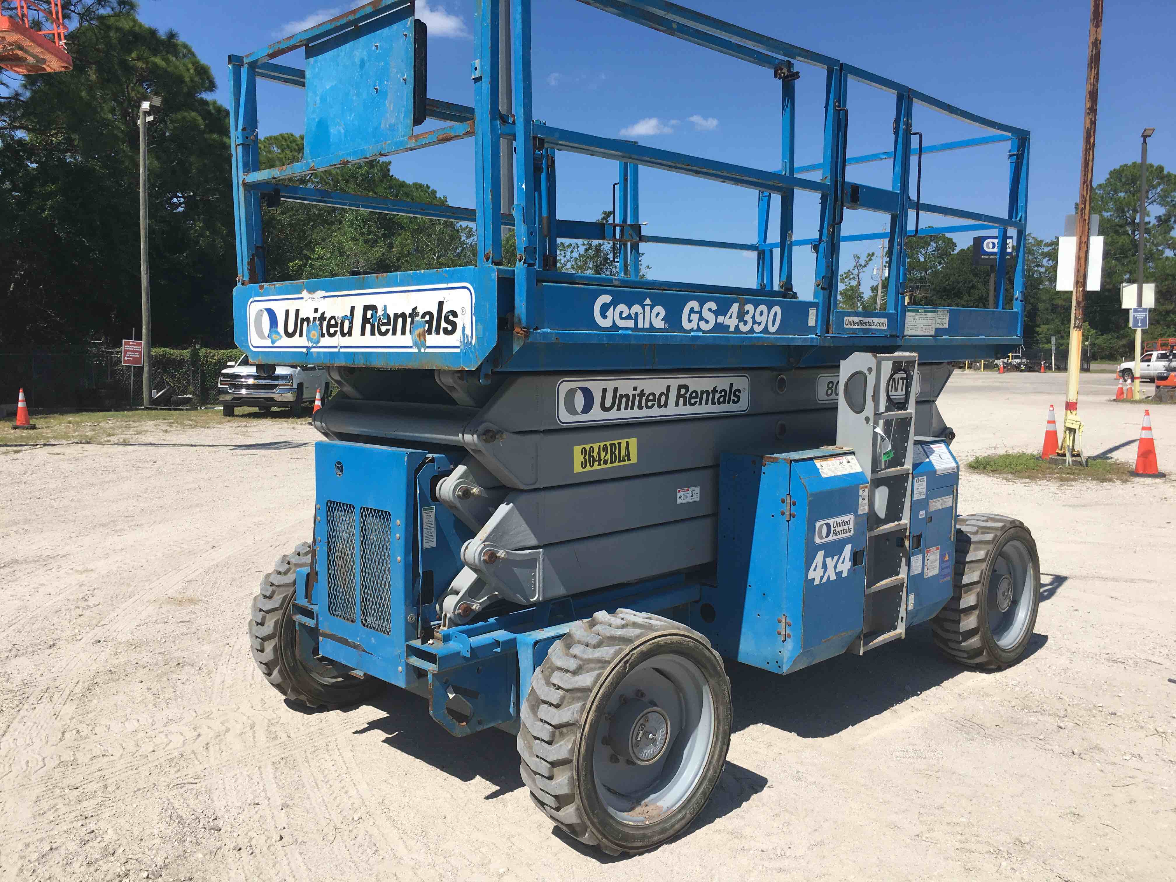Used 2013 Genie GS4390 RT Rough Terrain Scissor Lift For Sale in Fort