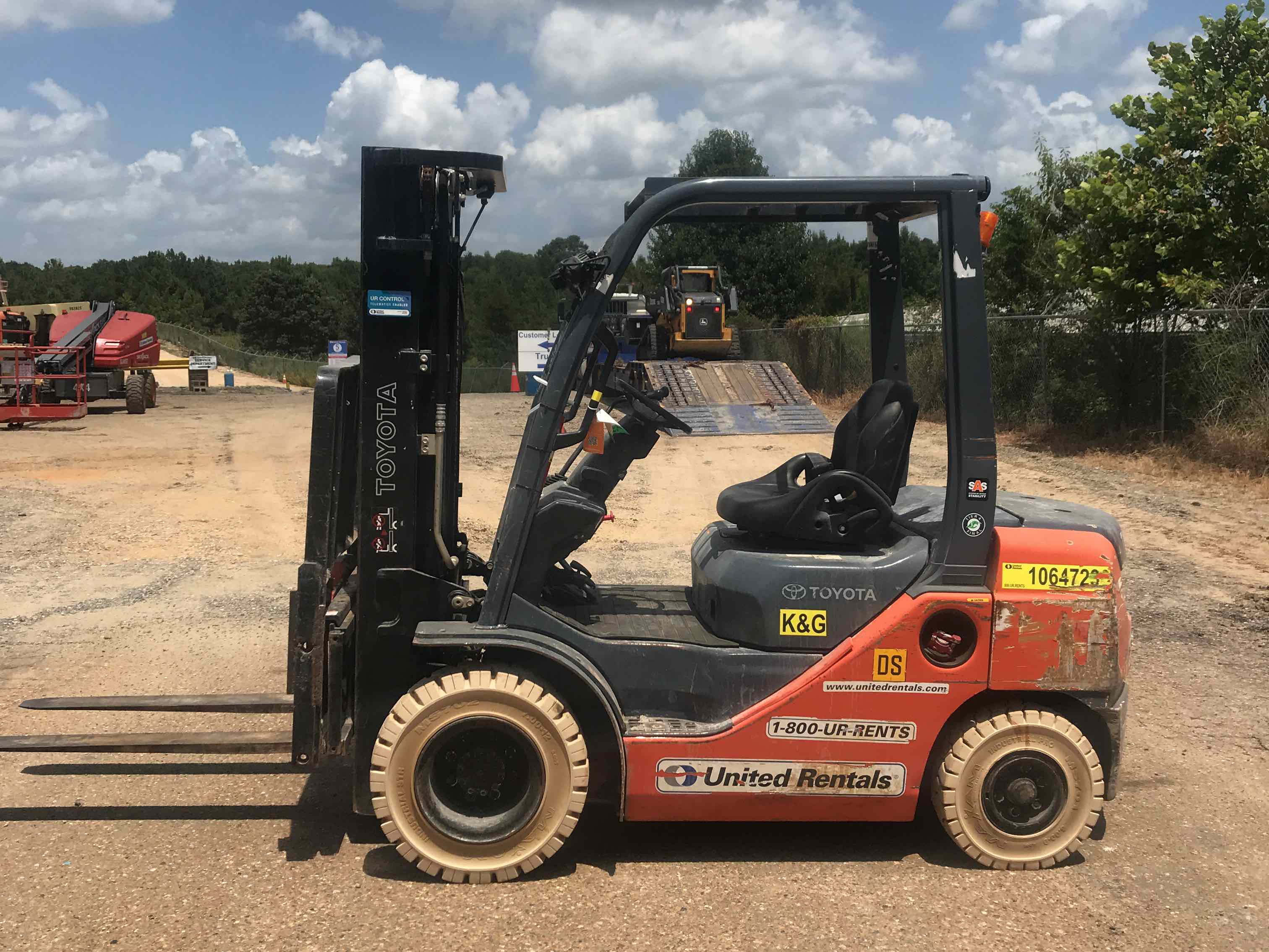 Used 2017 Toyota 8FDU25 Warehouse Forklift For Sale in Gonzales, LA
