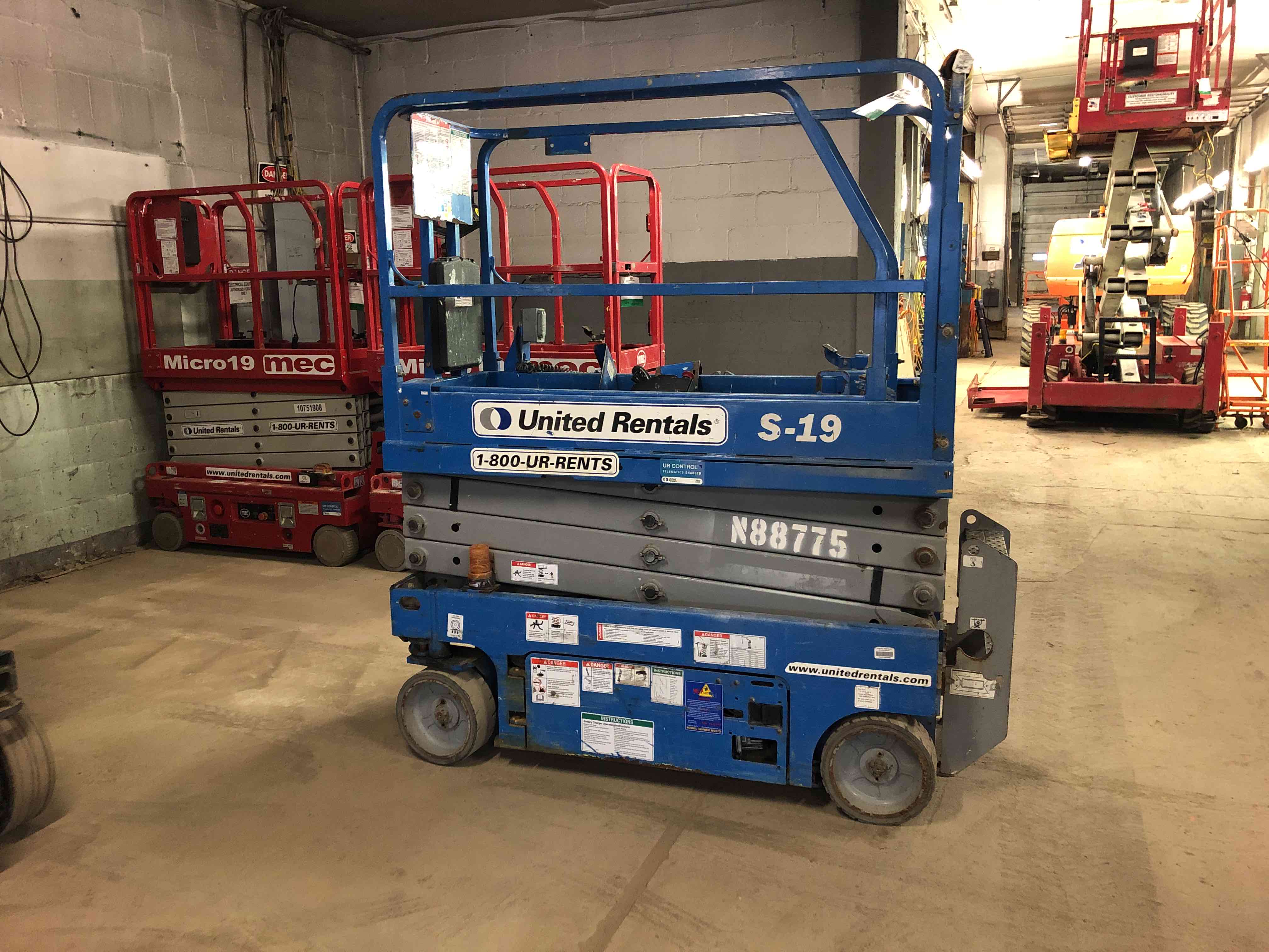 Used 2015 Genie GS1930 Electric Scissor Lift For Sale in East Syracuse