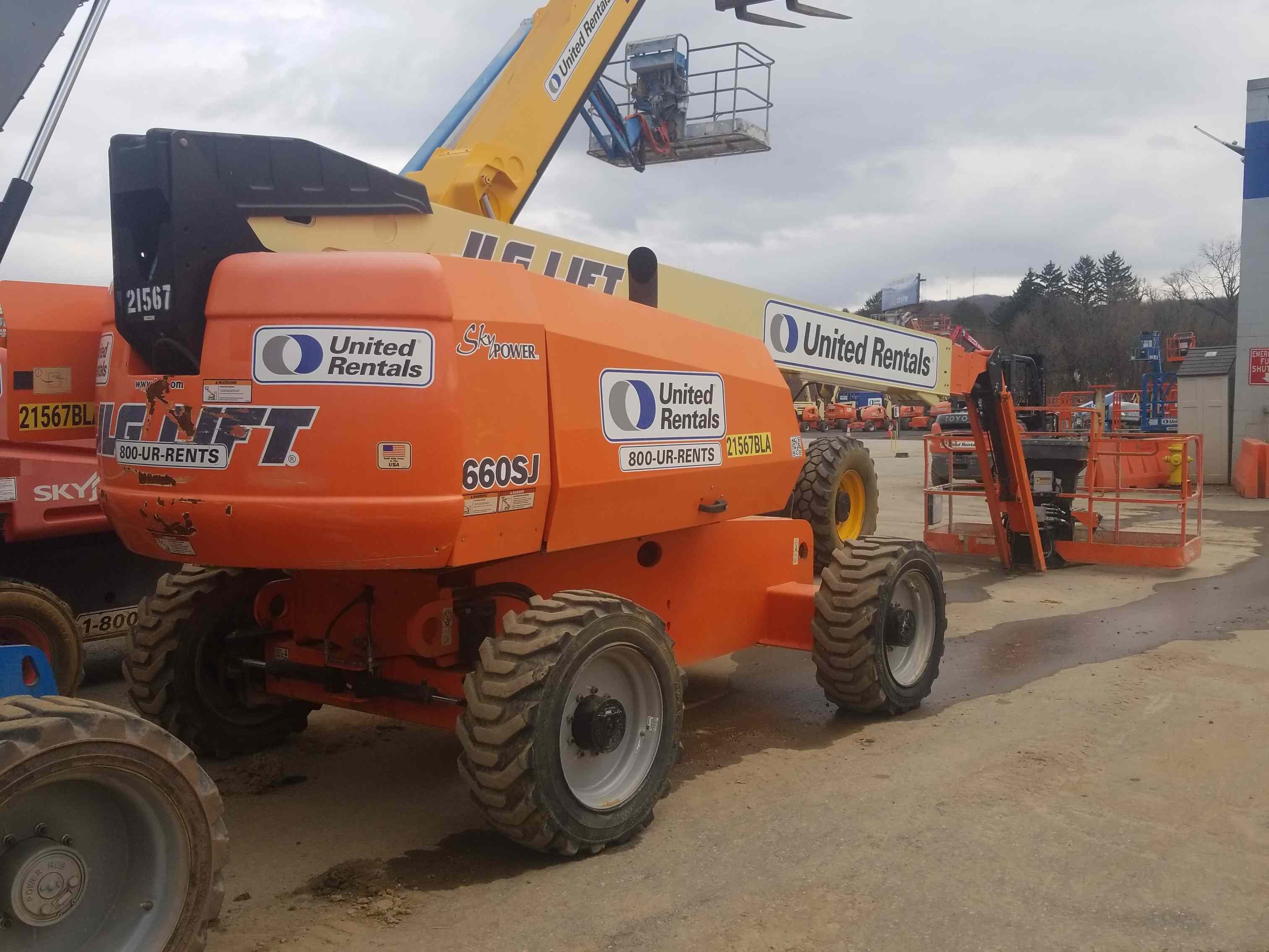 Used 2015 JLG 660SJ Telescopic Boom Lift For Sale in Conshohocken, PA