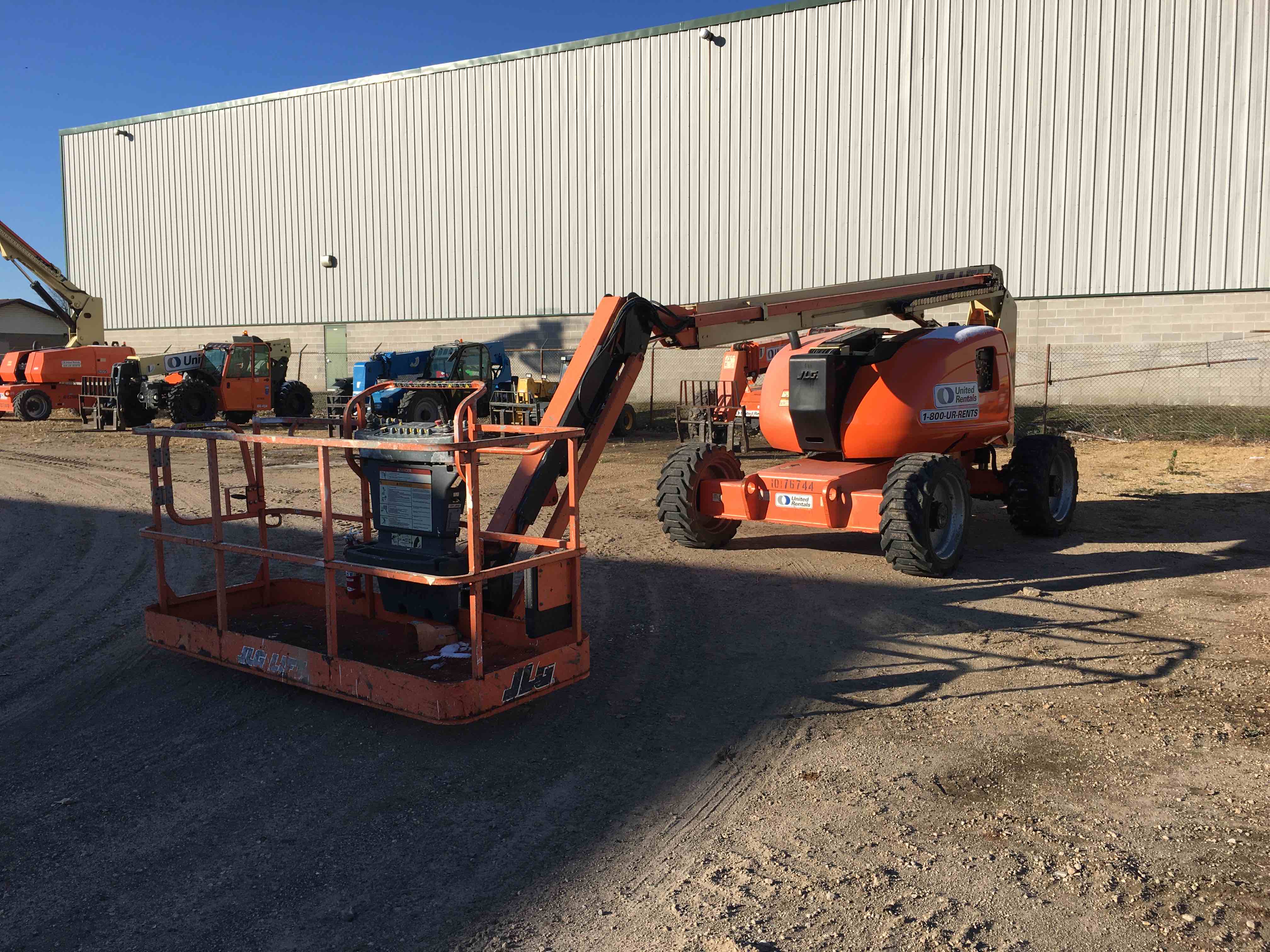 Used 2013 JLG 600AJ Articulating Boom Lift For Sale in Des Moines, IA