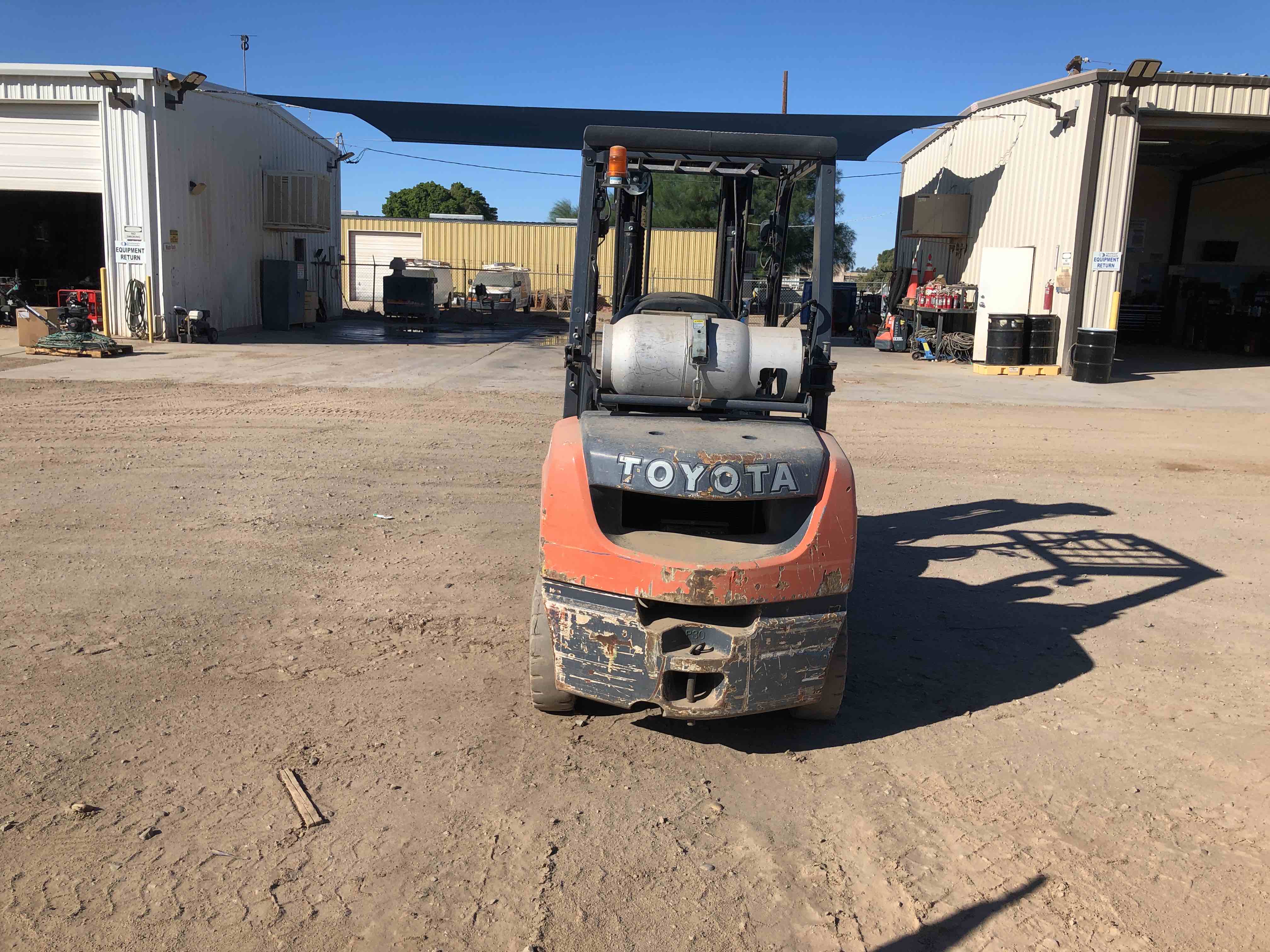 Used 2015 Toyota 8FGU30 Warehouse Forklift For Sale in San Diego, CA