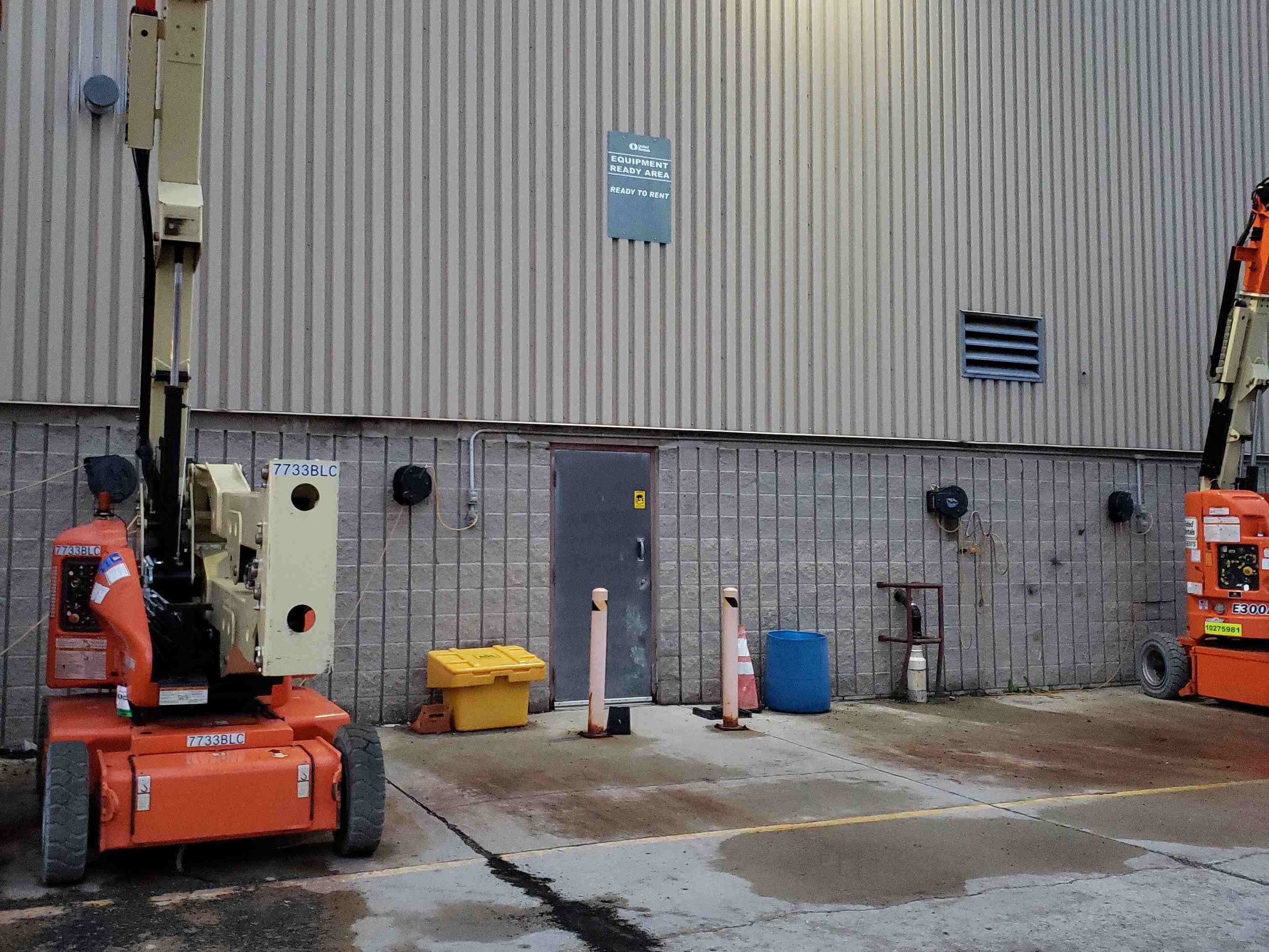 Used 2012 JLG E400AJPN Articulating Boom Lift For Sale in Windsor, ON