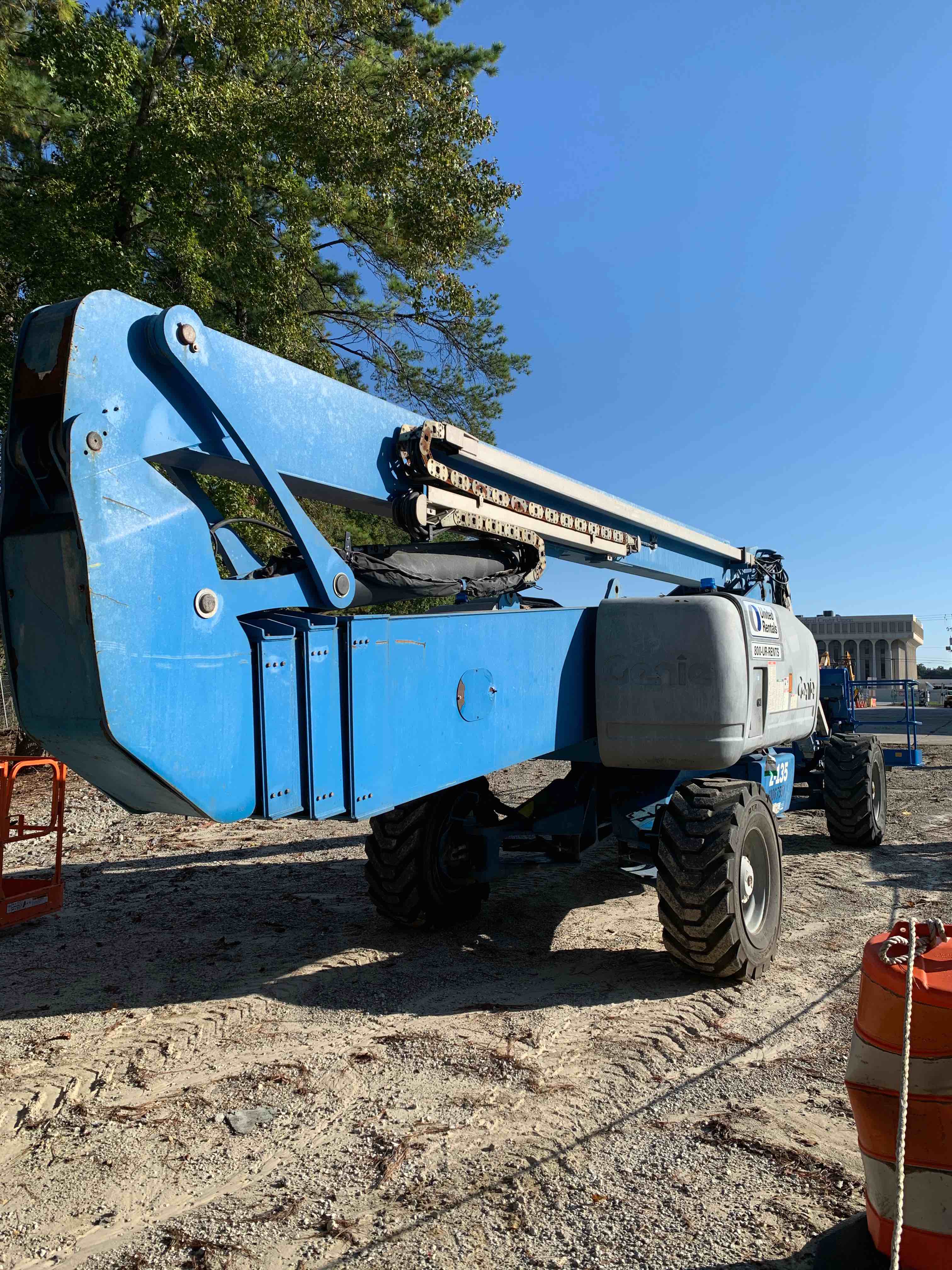 Used 2012 Genie Z135/70 Articulating Boom Lift For Sale in Kennesaw