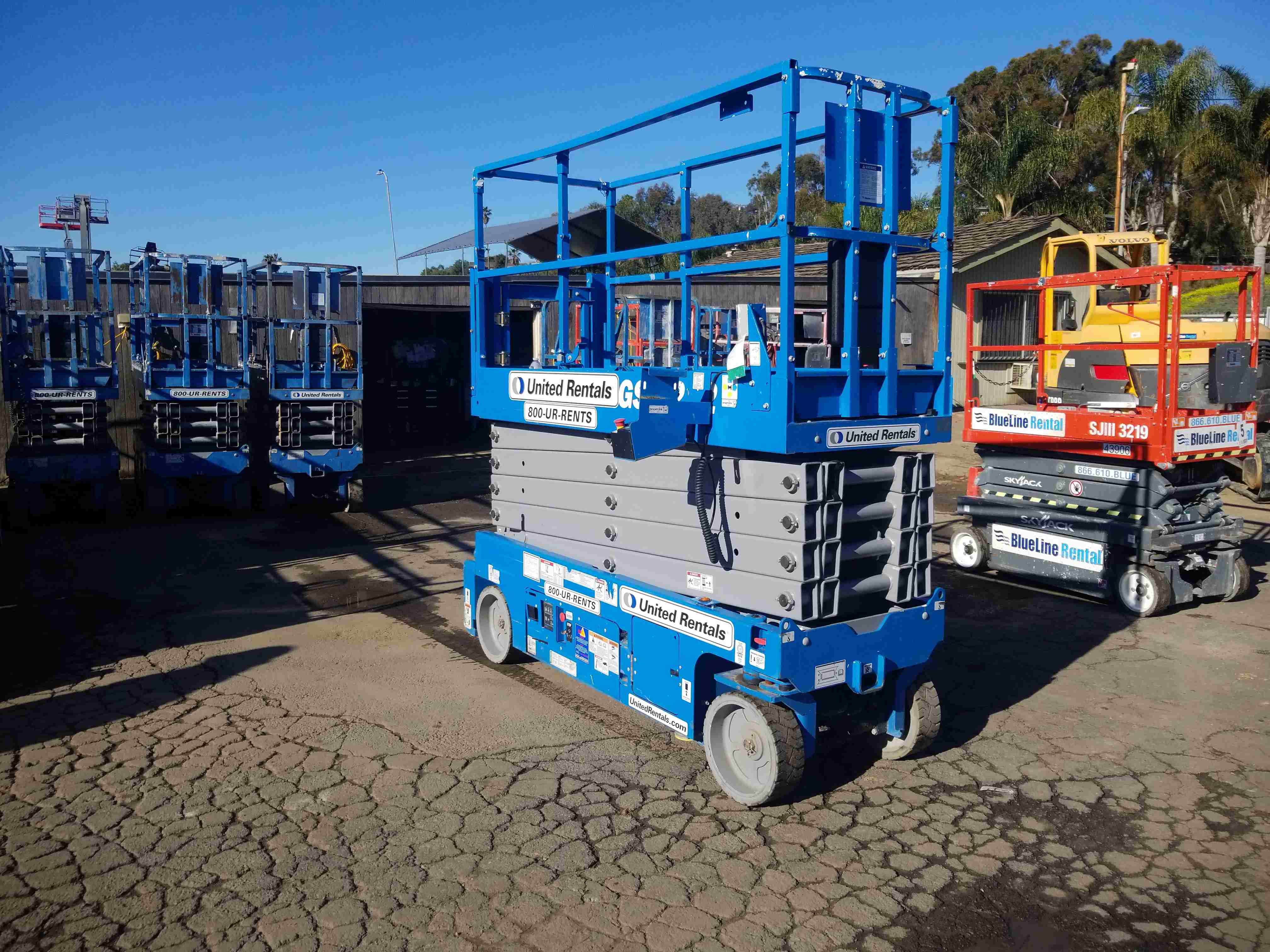 Used 2017 Genie GS3232 Scissor Lift For Sale in Las Vegas, NV United