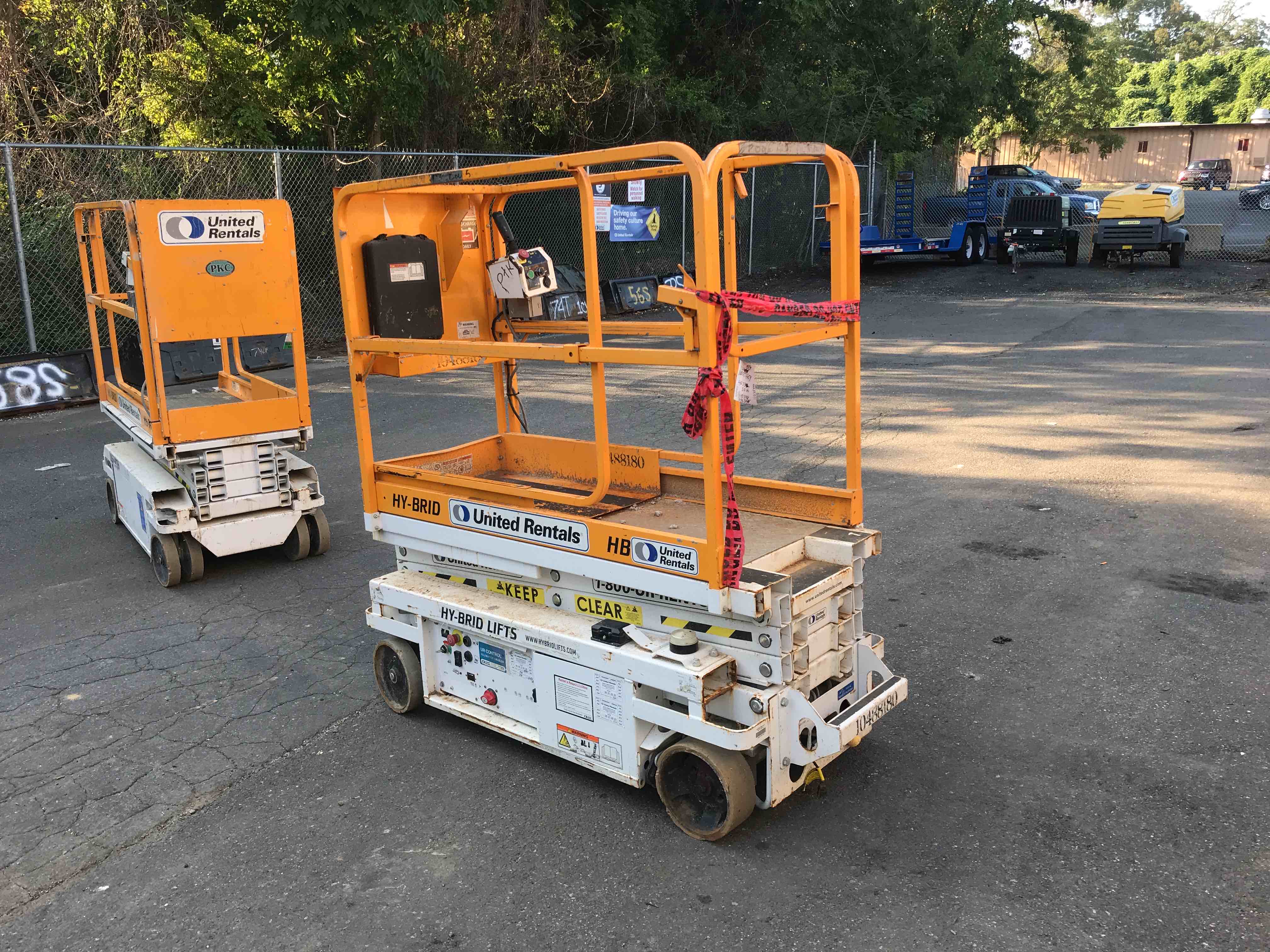 Used 2016 HyBrid Lifts HB1430 Electric Scissor Lift For Sale in Columbiana, OH United Rentals