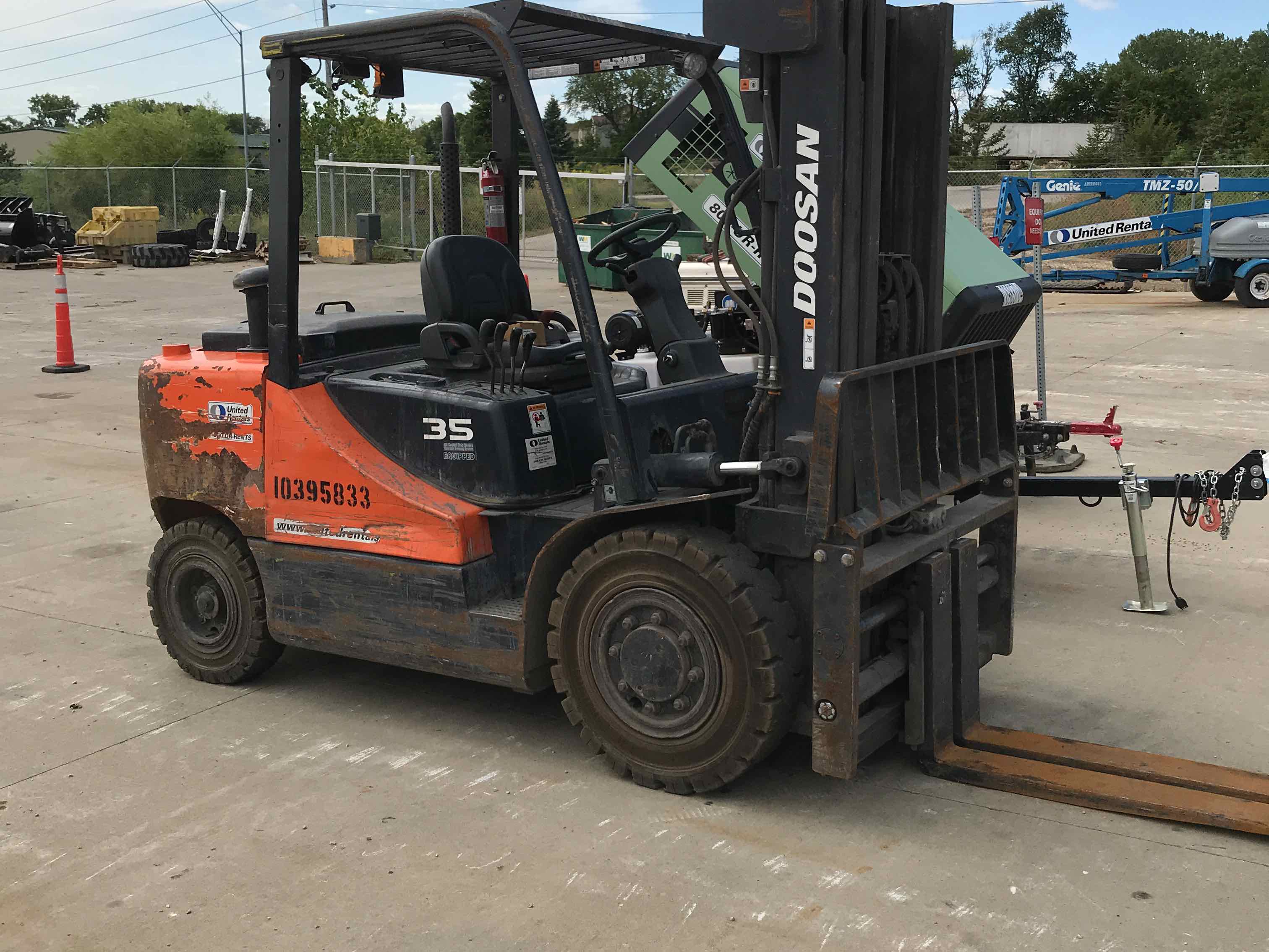 Used 2015 Doosan D35S5 Warehouse Forklift For Sale in Muscatine, IA