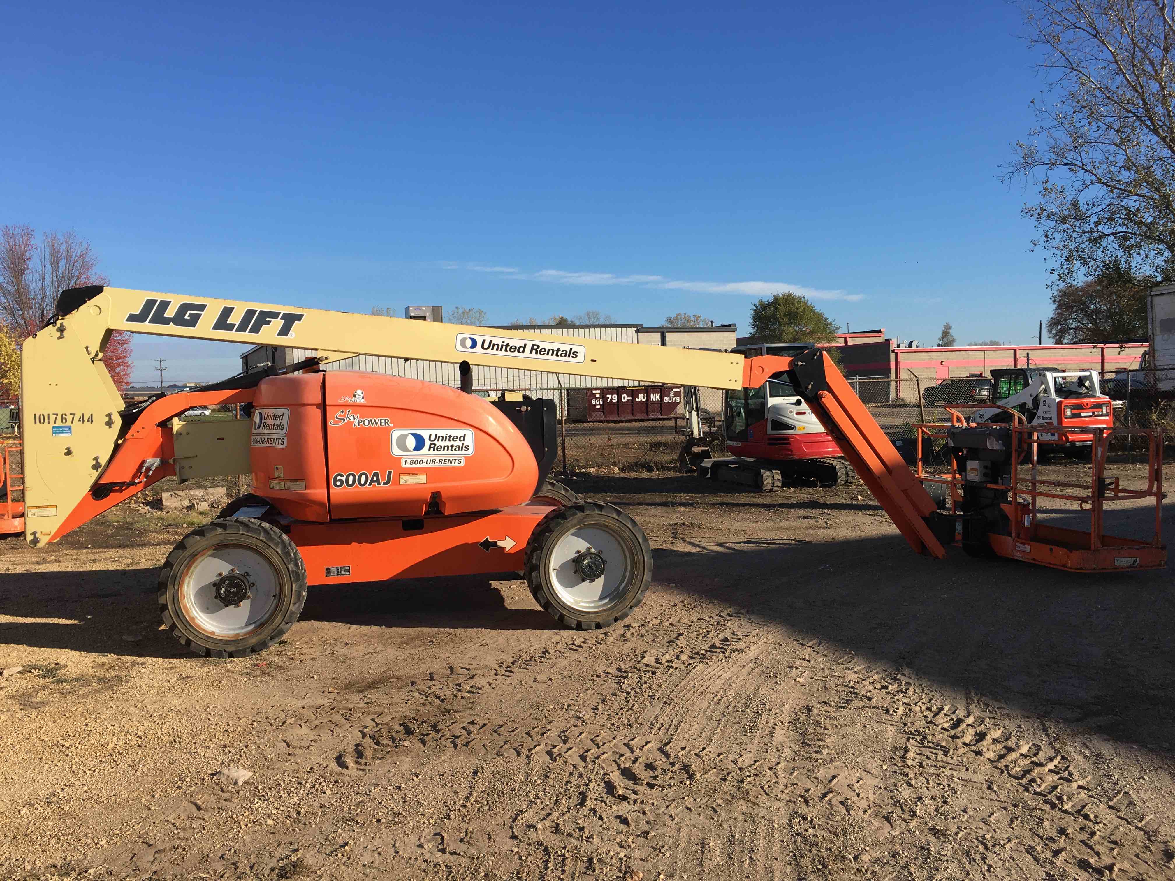 Used 2013 JLG 600AJ Articulating Boom Lift For Sale in Des Moines, IA
