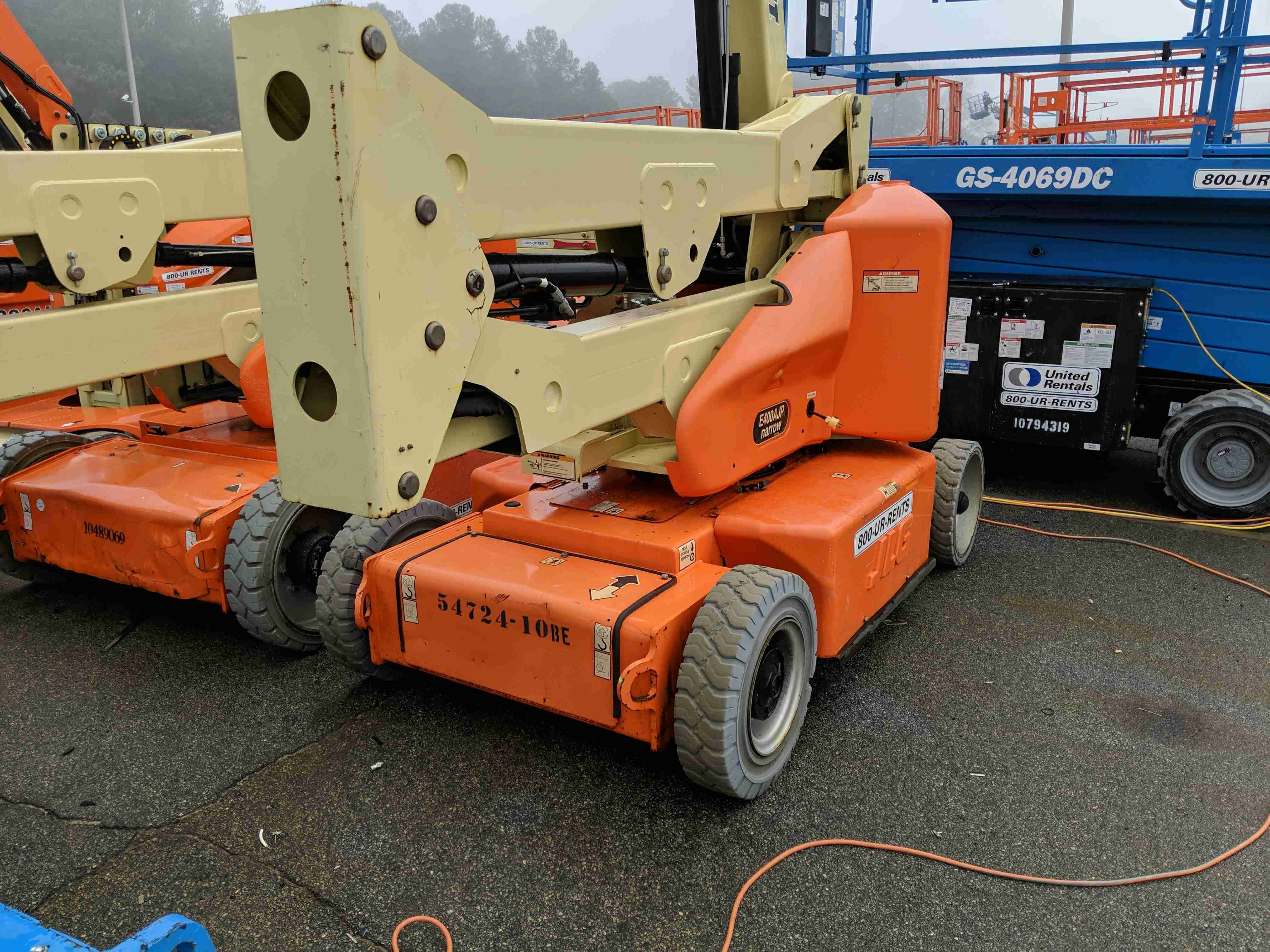 Used 2012 JLG E400AJP Articulating Boom Lift For Sale in Rome, GA