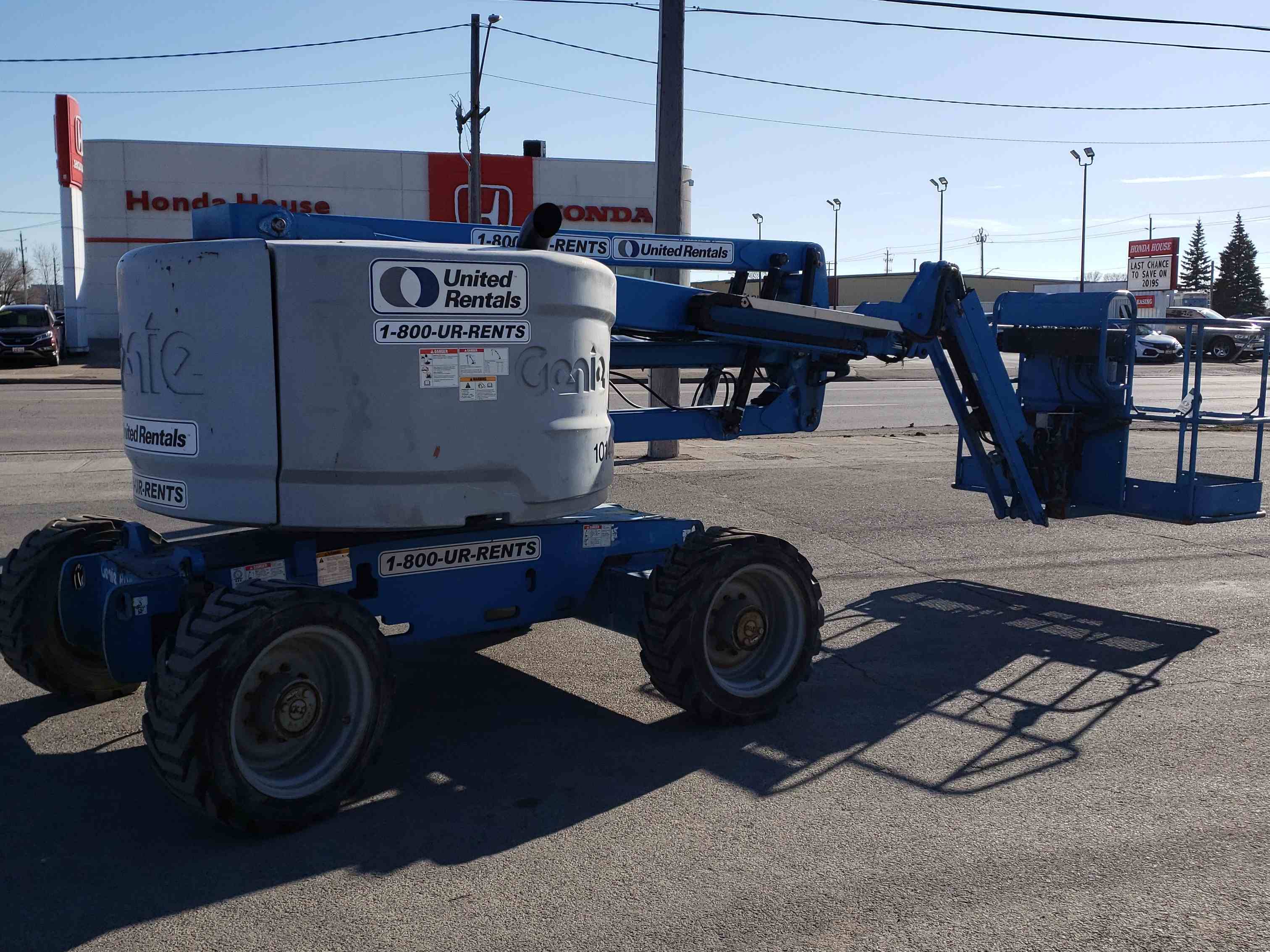 Used 2013 Genie Z45/25J IC Articulating Boom Lift For Sale in