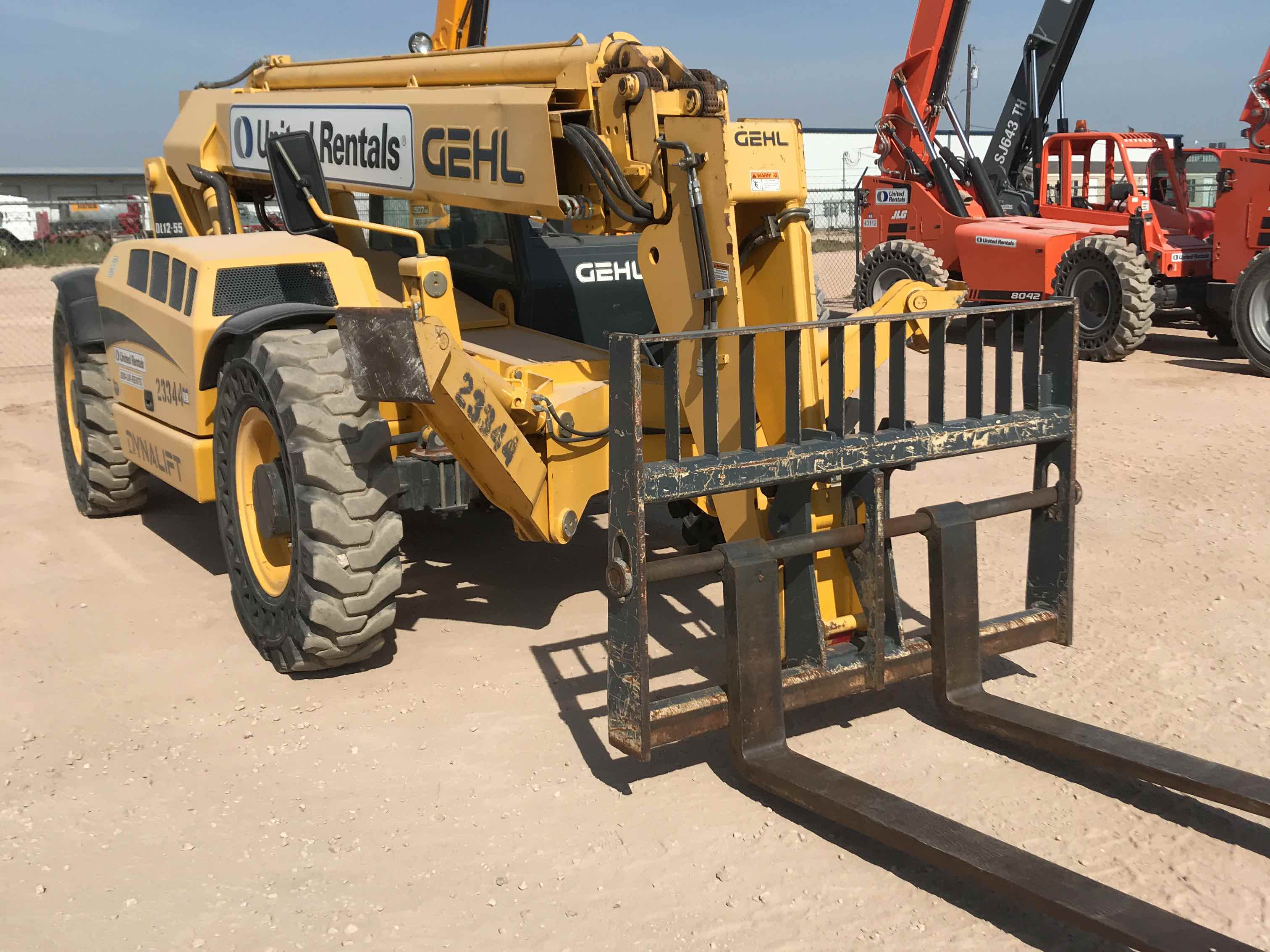 Used 2015 Gehl DL1255 Telehandler For Sale in Ardmore, OK United Rentals