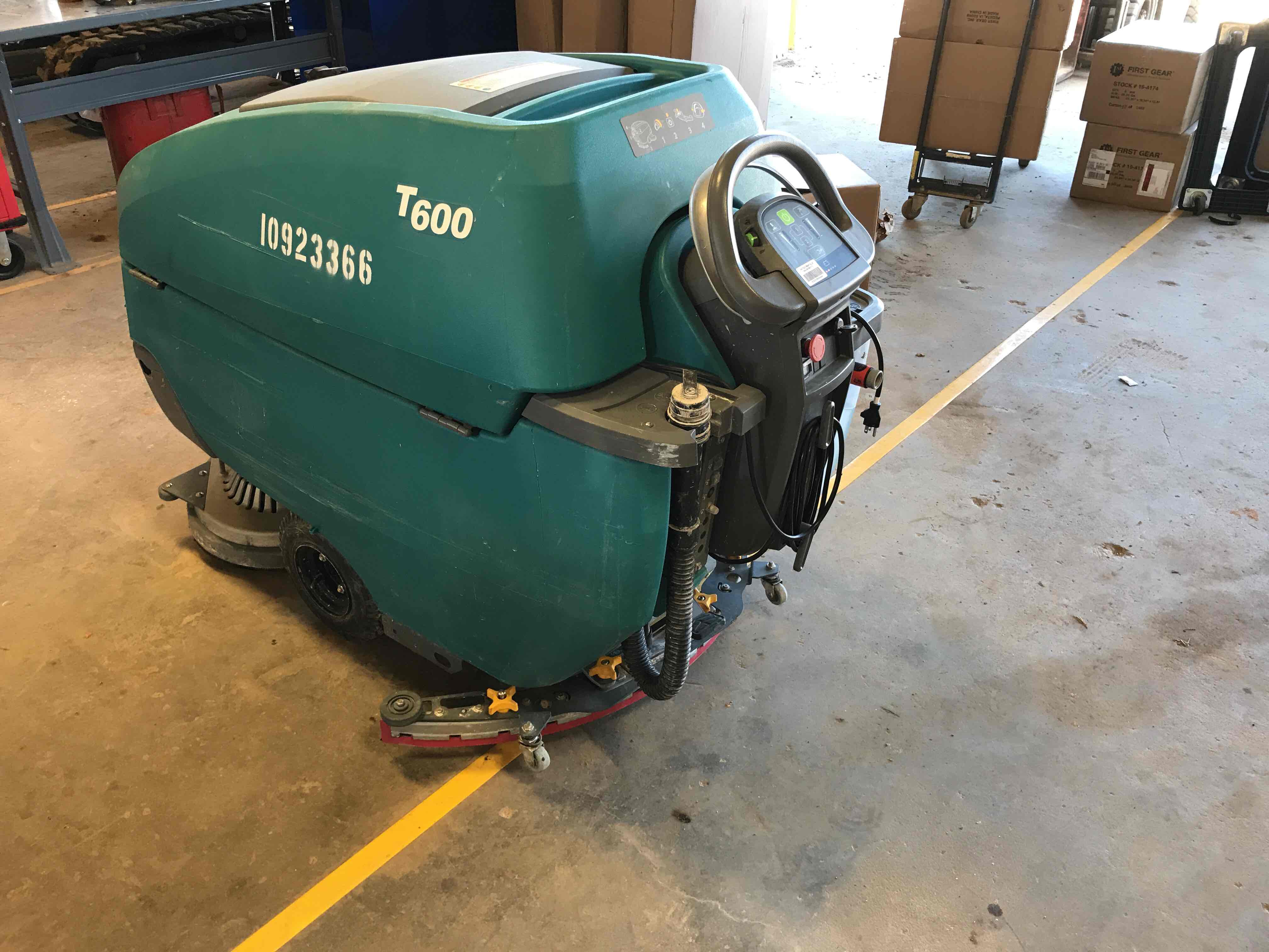 Used 2019 Tennant T60028 Scrubber For Sale in Fayetteville, NC