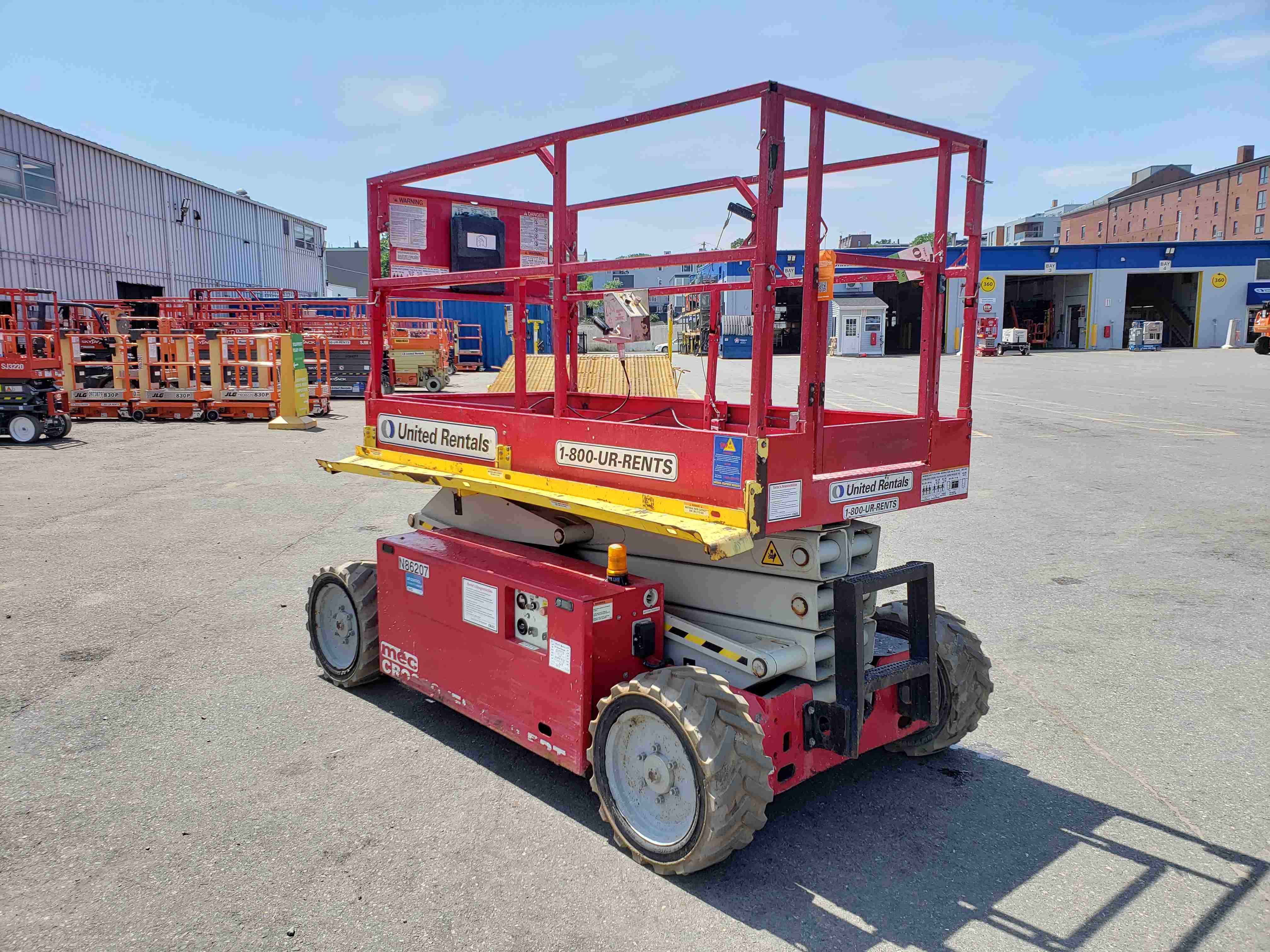Used 2014 MEC 2659ERT Electric Scissor Lift For Sale in Worcester, MA