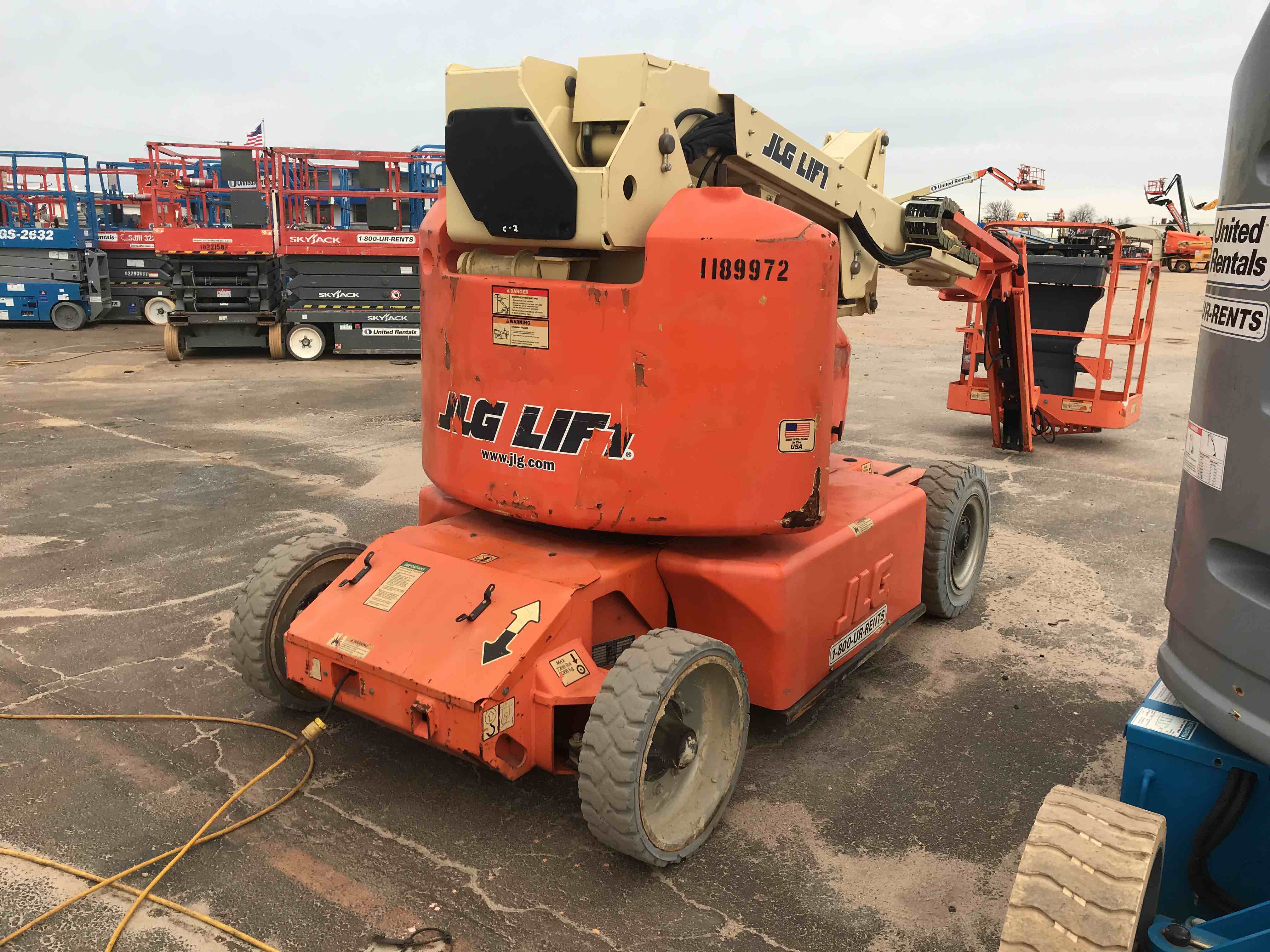 Used 2011 JLG E400AJPN Articulating Boom Lift For Sale in Augusta, GA