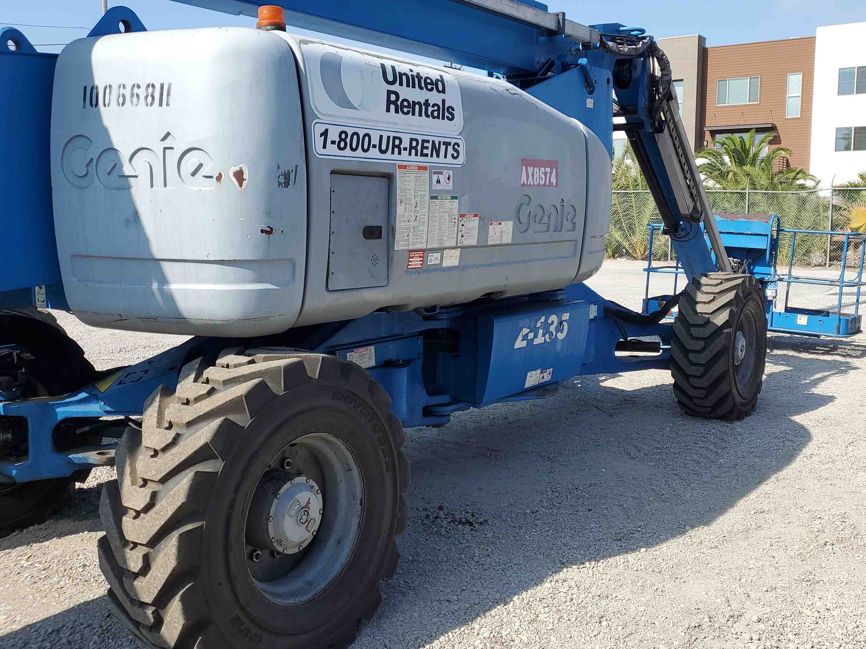 Used 2012 Genie Z135/70 Articulating Boom Lift For Sale in Milpitas