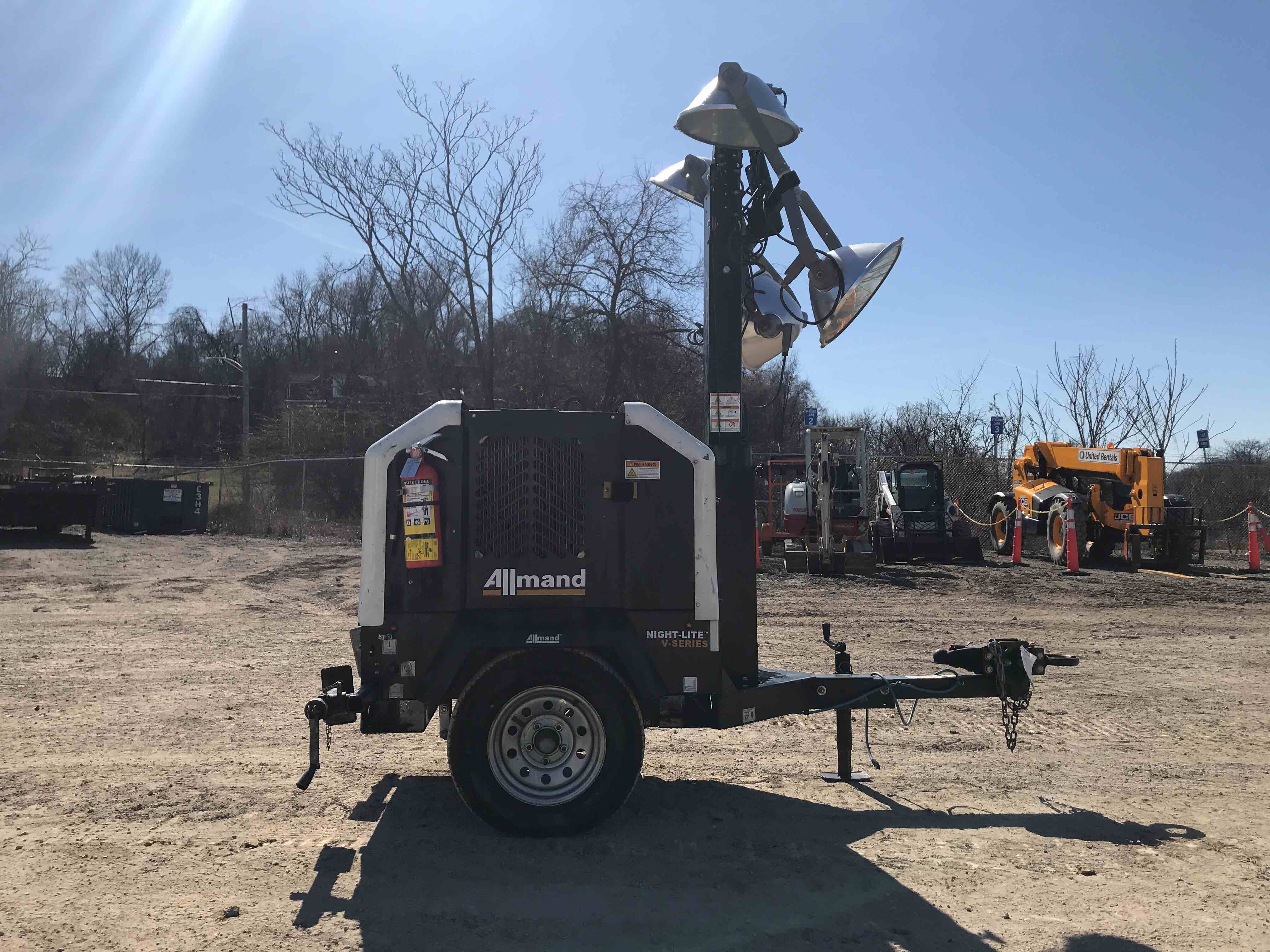 Used 2017 Allmand NIGHTLITE PRO Towable Light Tower For Sale in Bloomfield, CT United Rentals