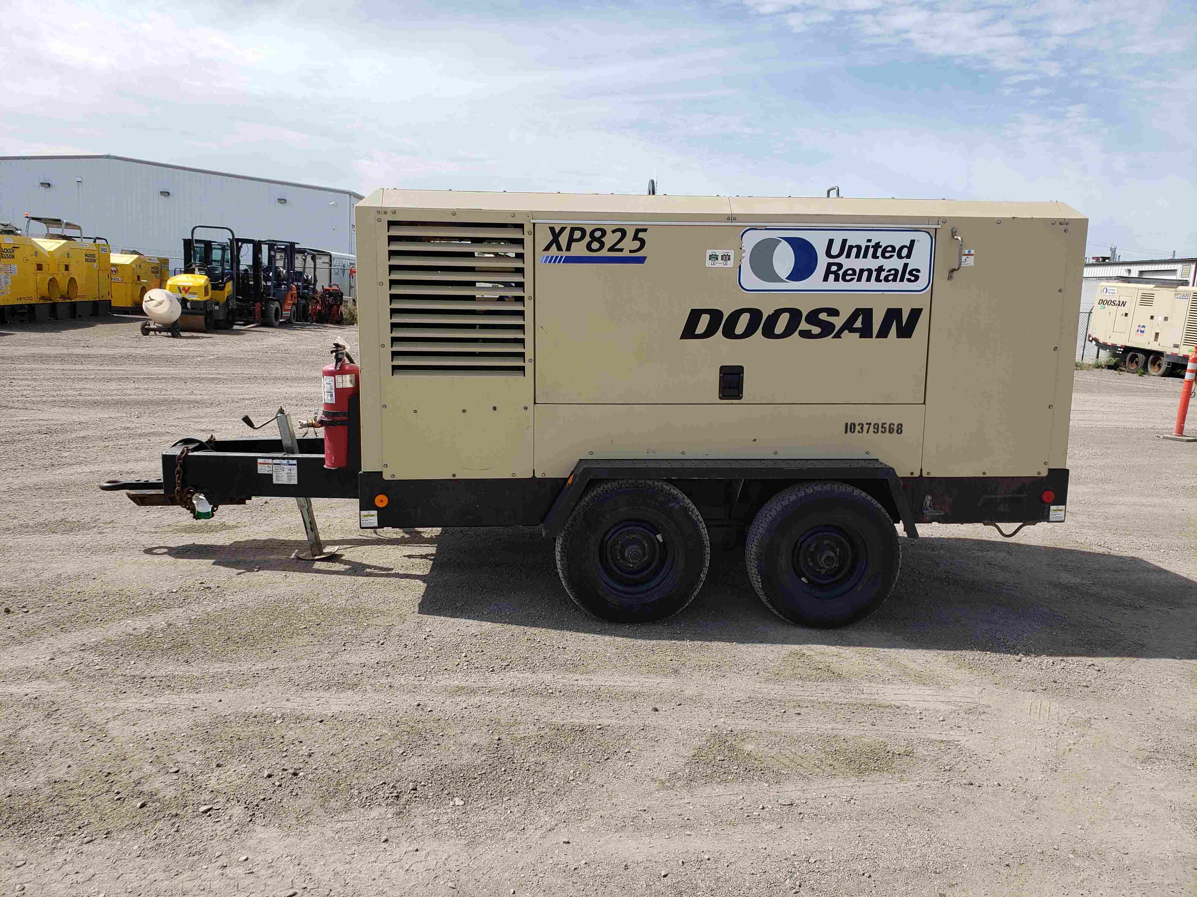 Used 2015 Doosan XP825WCUFXT3 Air Compressor For Sale in Moose Jaw