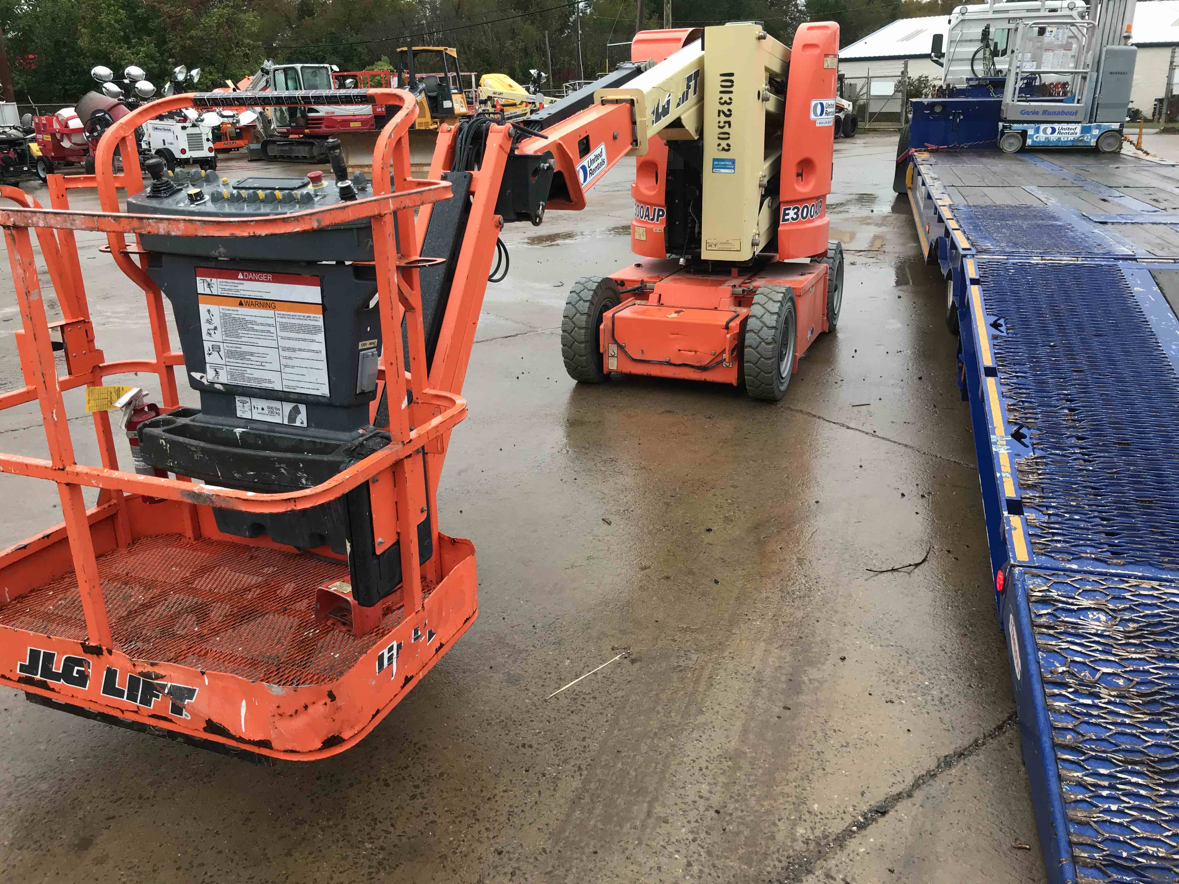 Used 2013 JLG E300AJP Articulating Boom Lift For Sale in Liberty, NC United Rentals