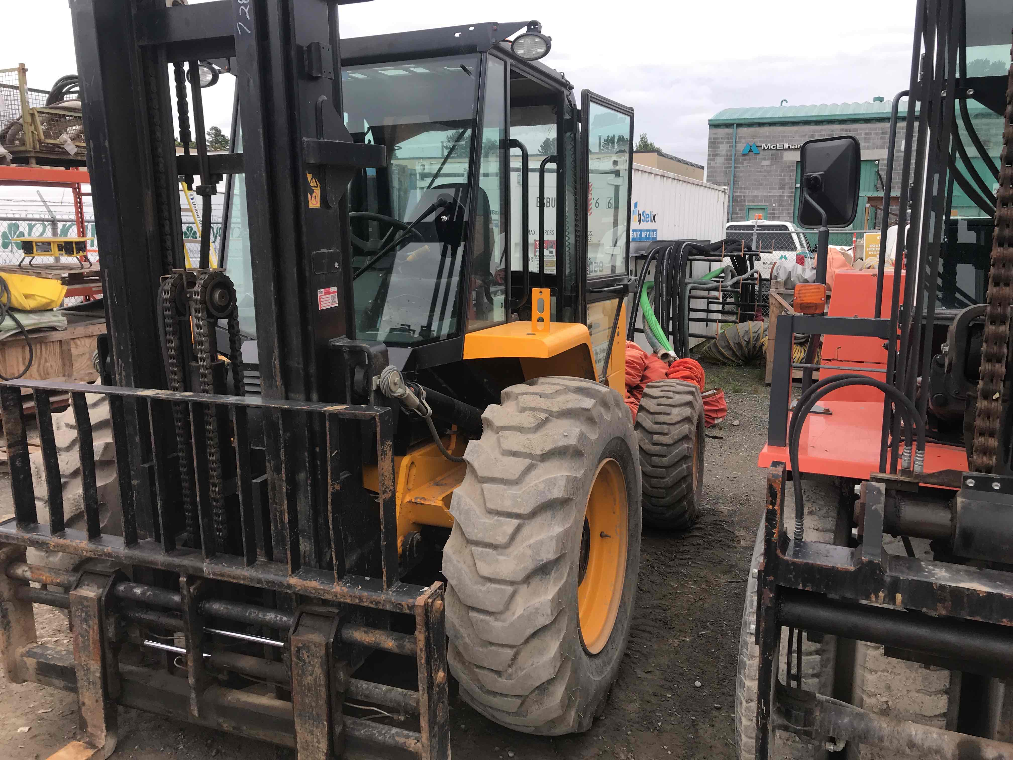 Used 2017 JCB 9504 Straight Mast Rough Terrain Forklift For Sale in