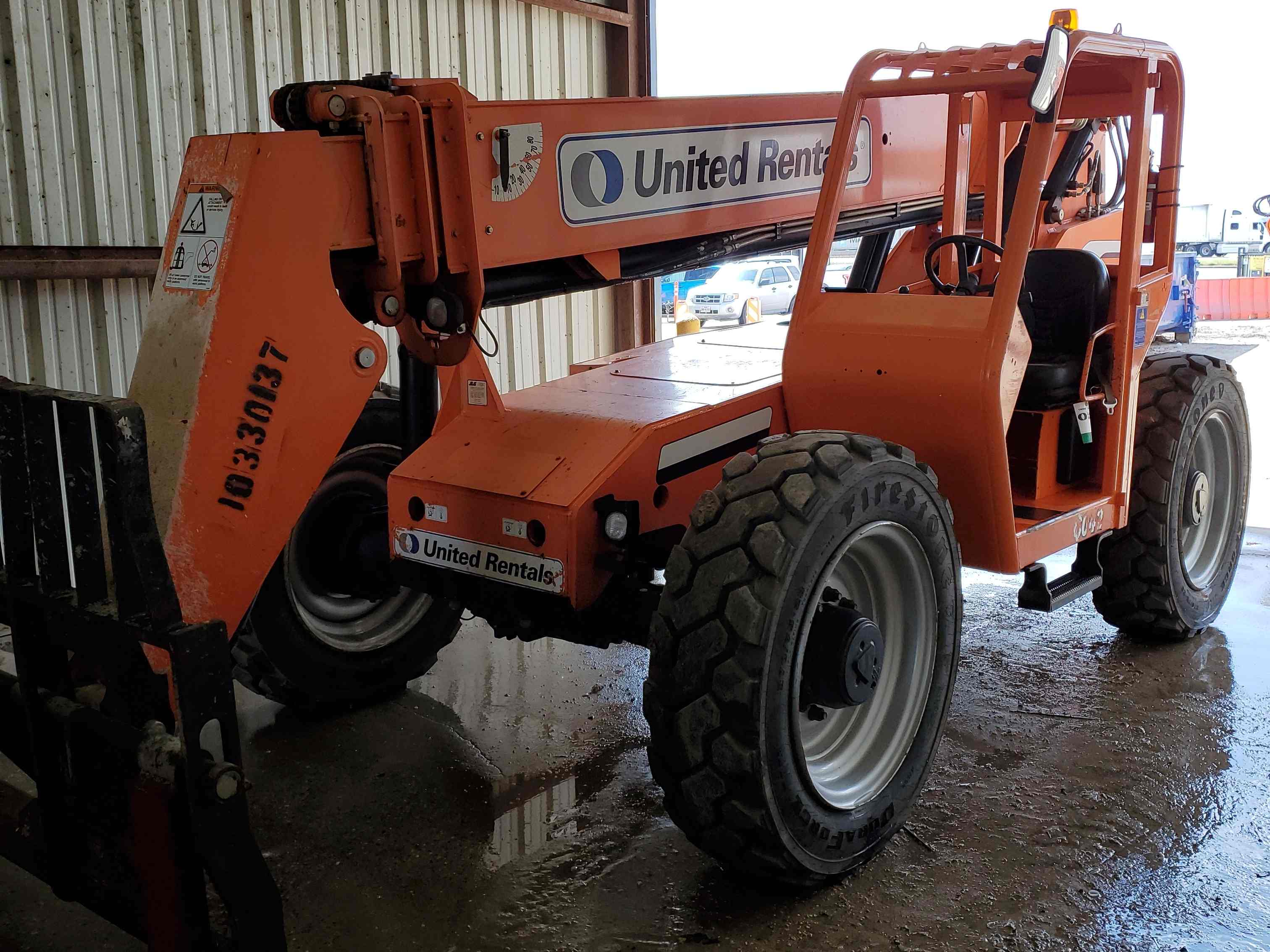 Used 2014 SKYTRAK 6042 Forklift For Sale in Houston, TX United Rentals