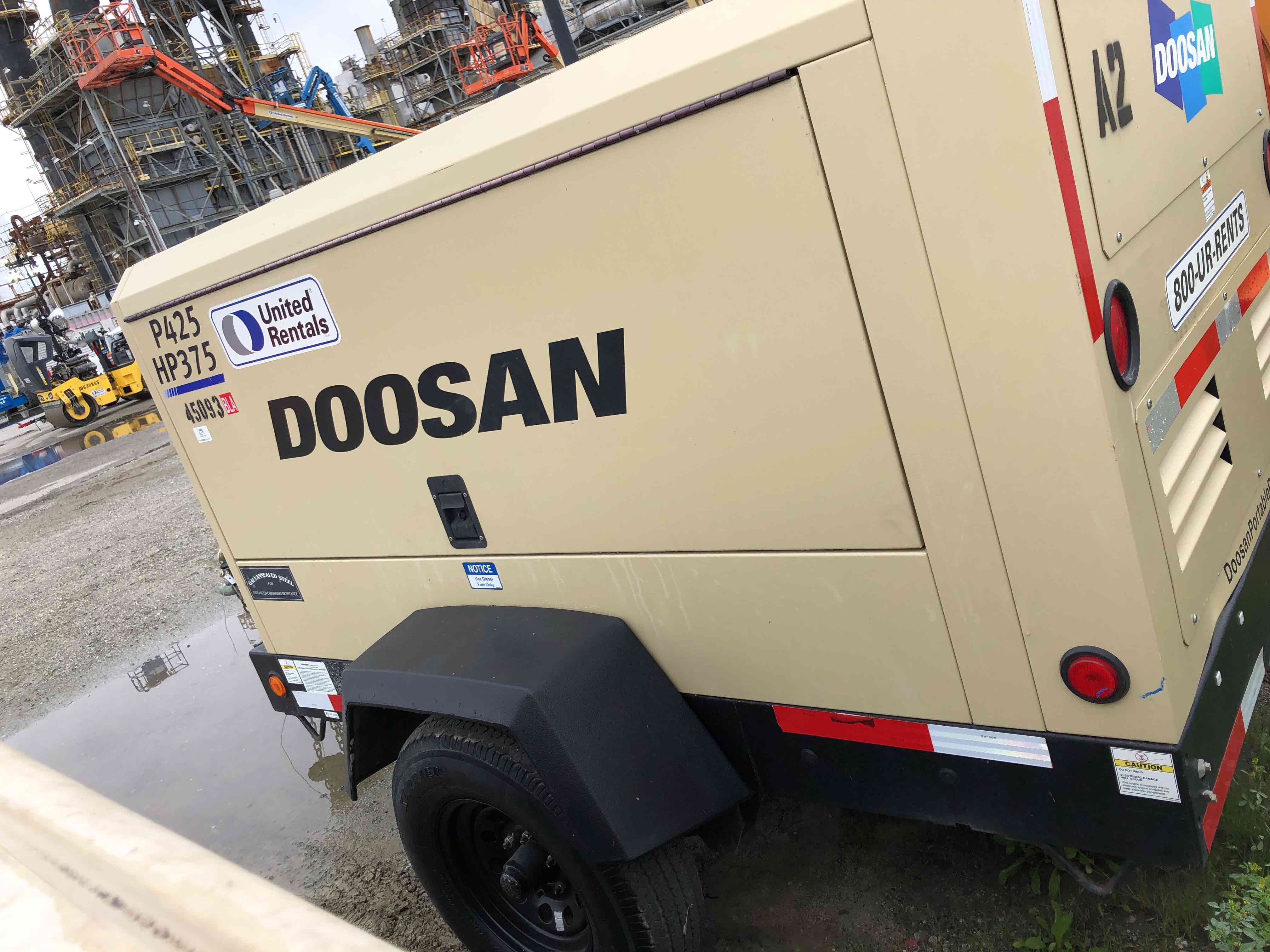 Used 2017 Doosan P425/HP375WCU Air Compressor For Sale in Torrance, CA