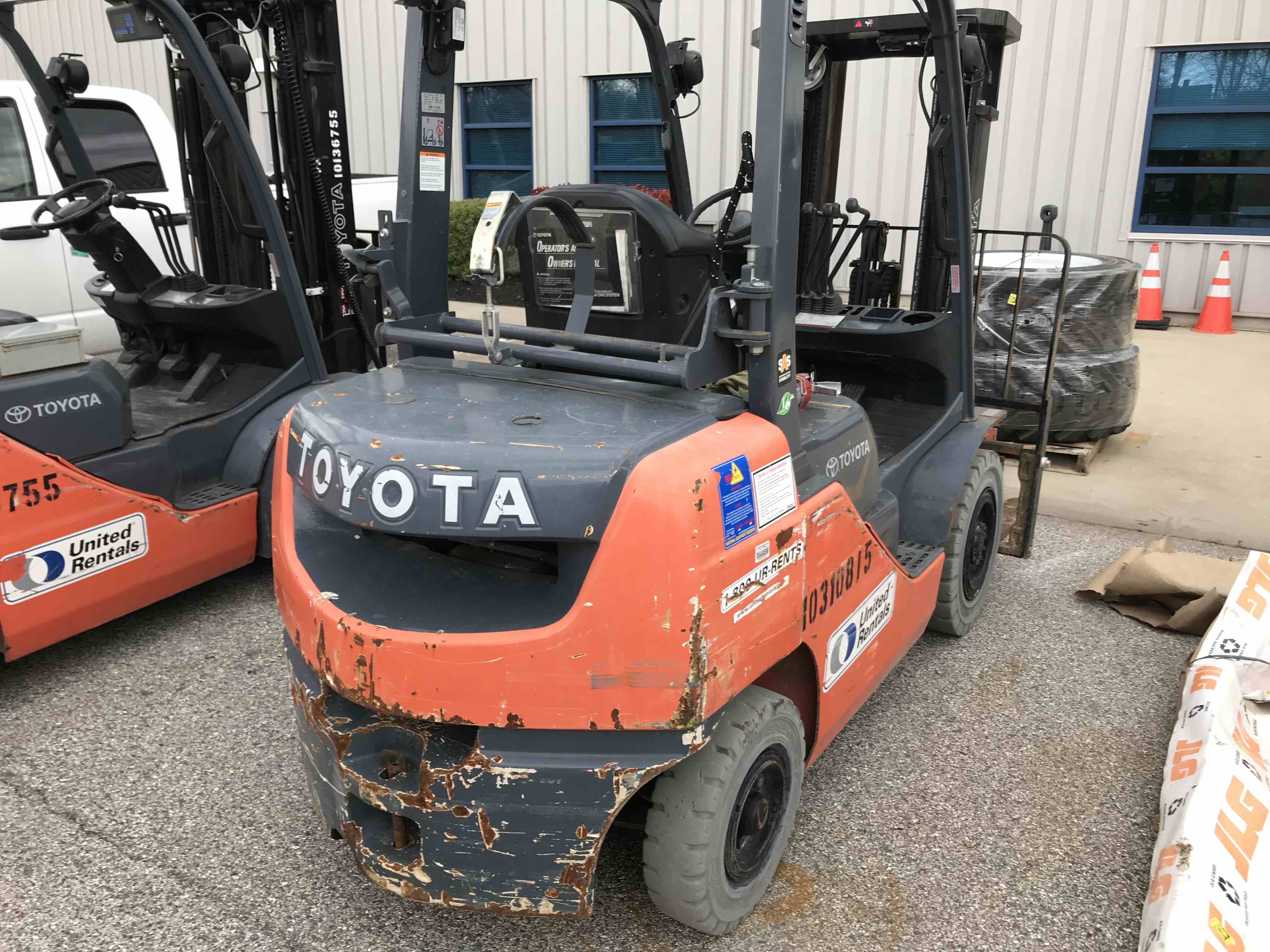 Used 2014 Toyota 8FGU25 Warehouse Forklift For Sale in Delmar, DE