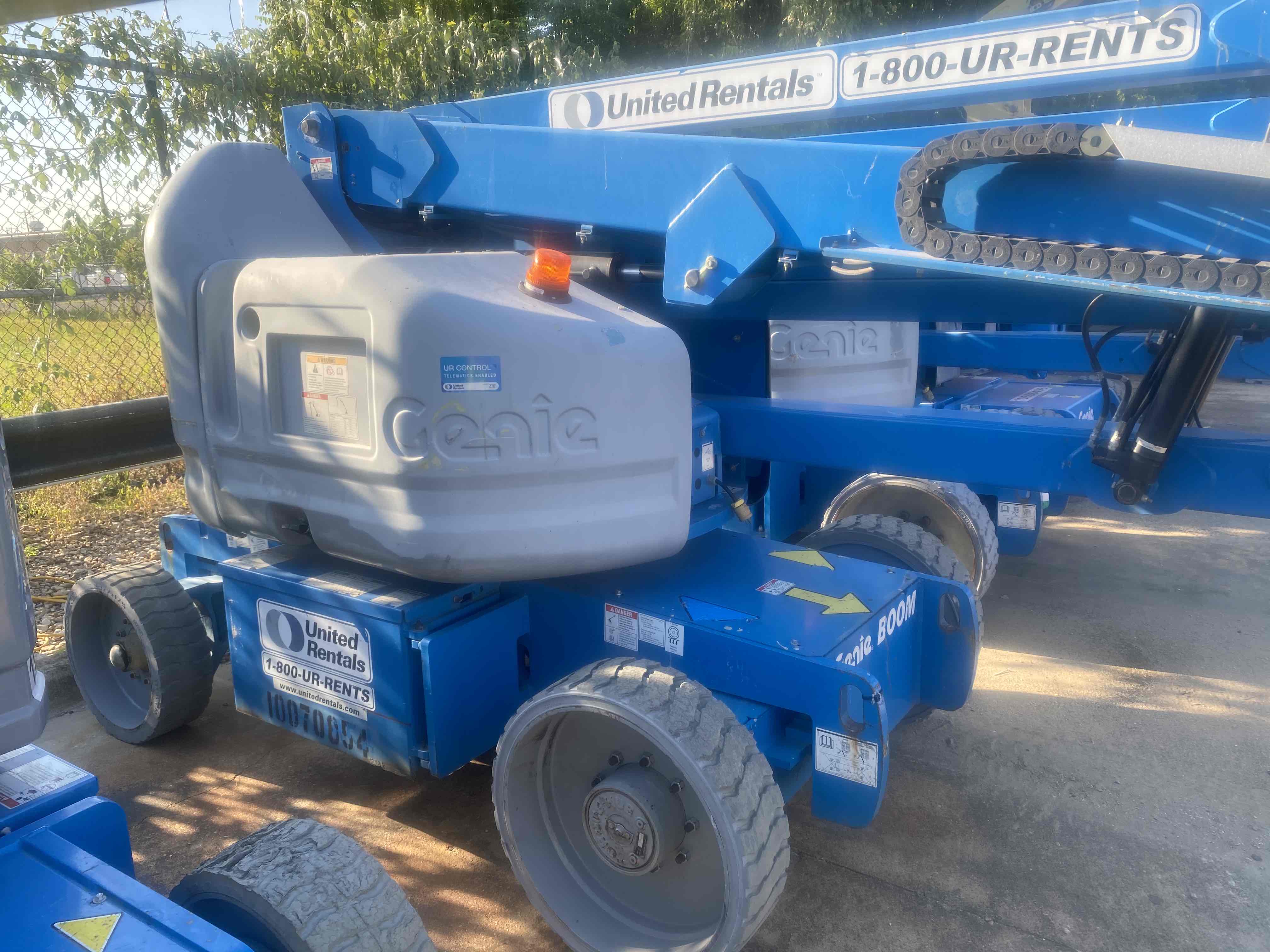 Used 2012 Genie Z40/23N RJ Boom Lift For Sale in Denton, TX United