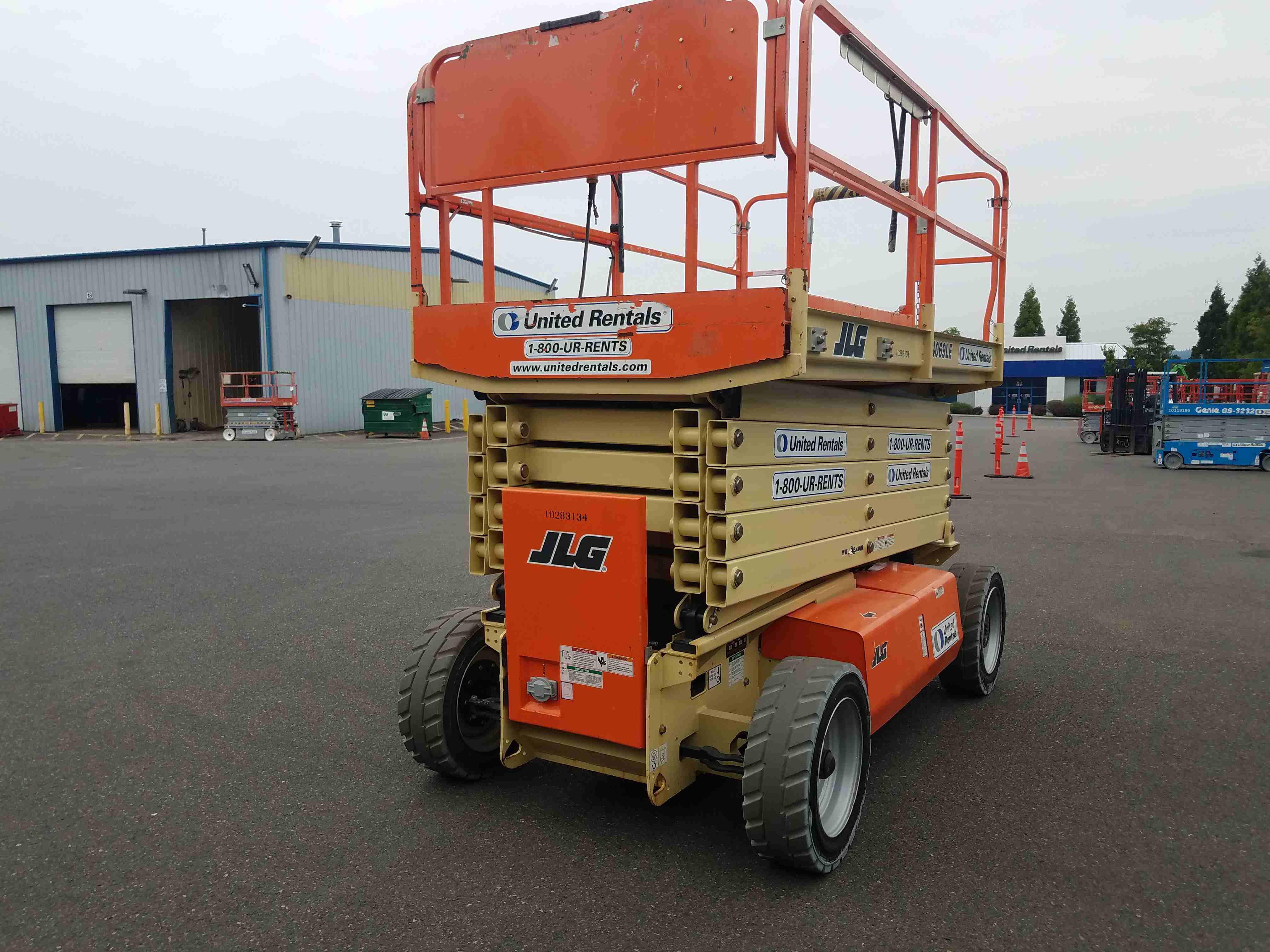 Used 2014 JLG 4069LE Scissor Lift For Sale in Grand Rapids, MI United