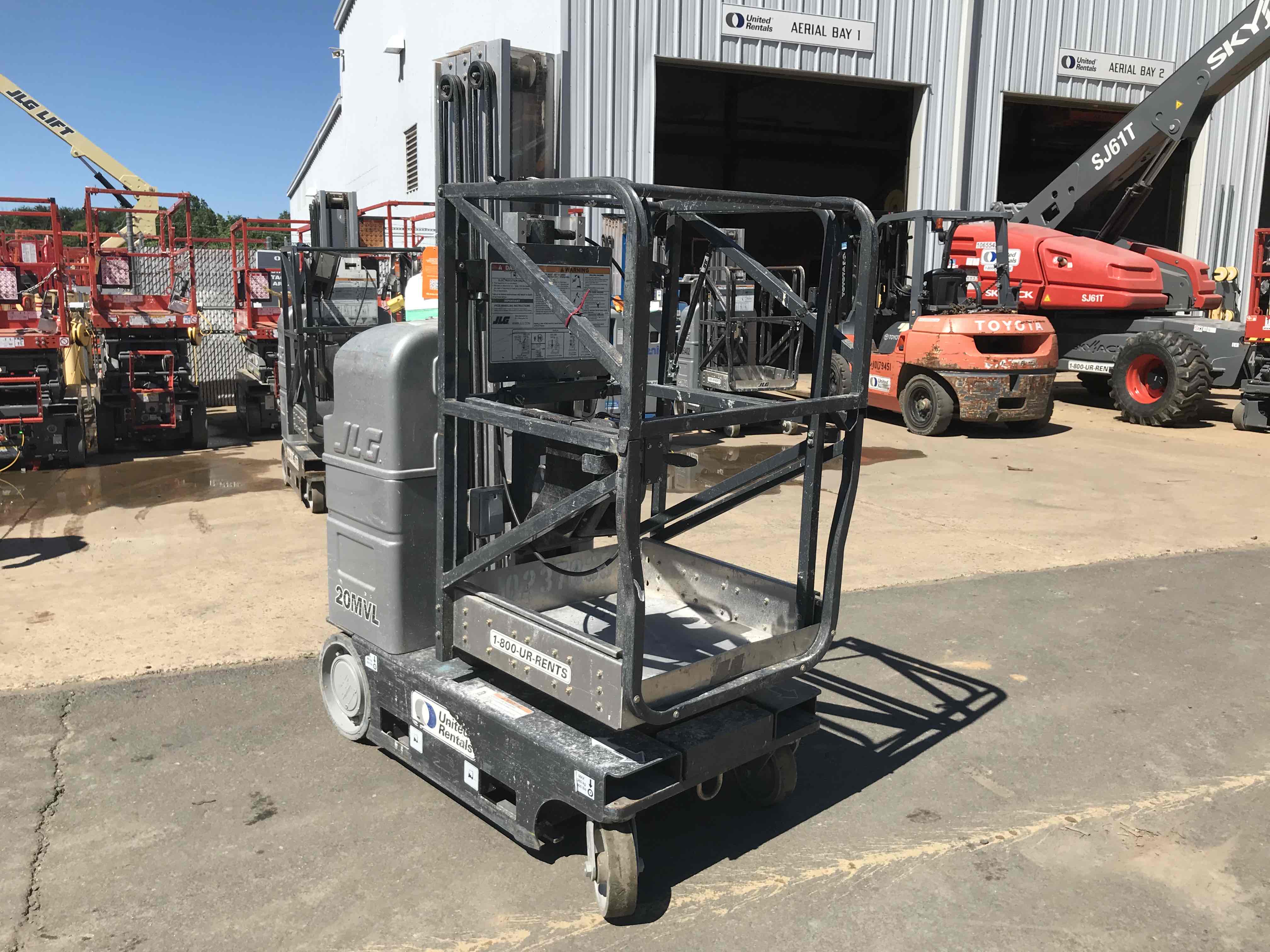 Used 2014 JLG 20MVL SelfPropelled OnePerson Lift For Sale in Glen Burnie, MD United Rentals