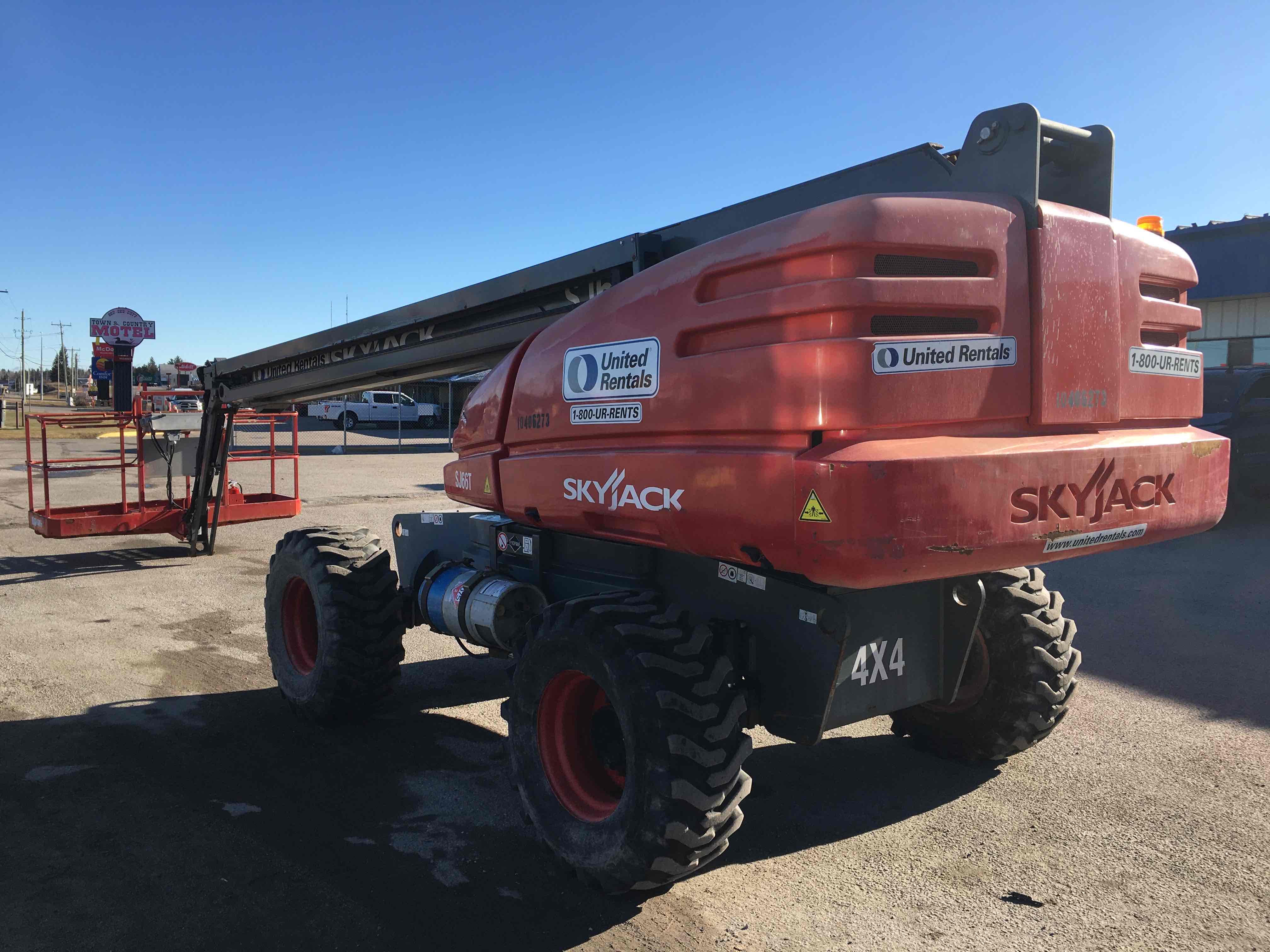 Used 2015 Skyjack SJ66T Telescopic Boom Lift For Sale in Thunder Bay