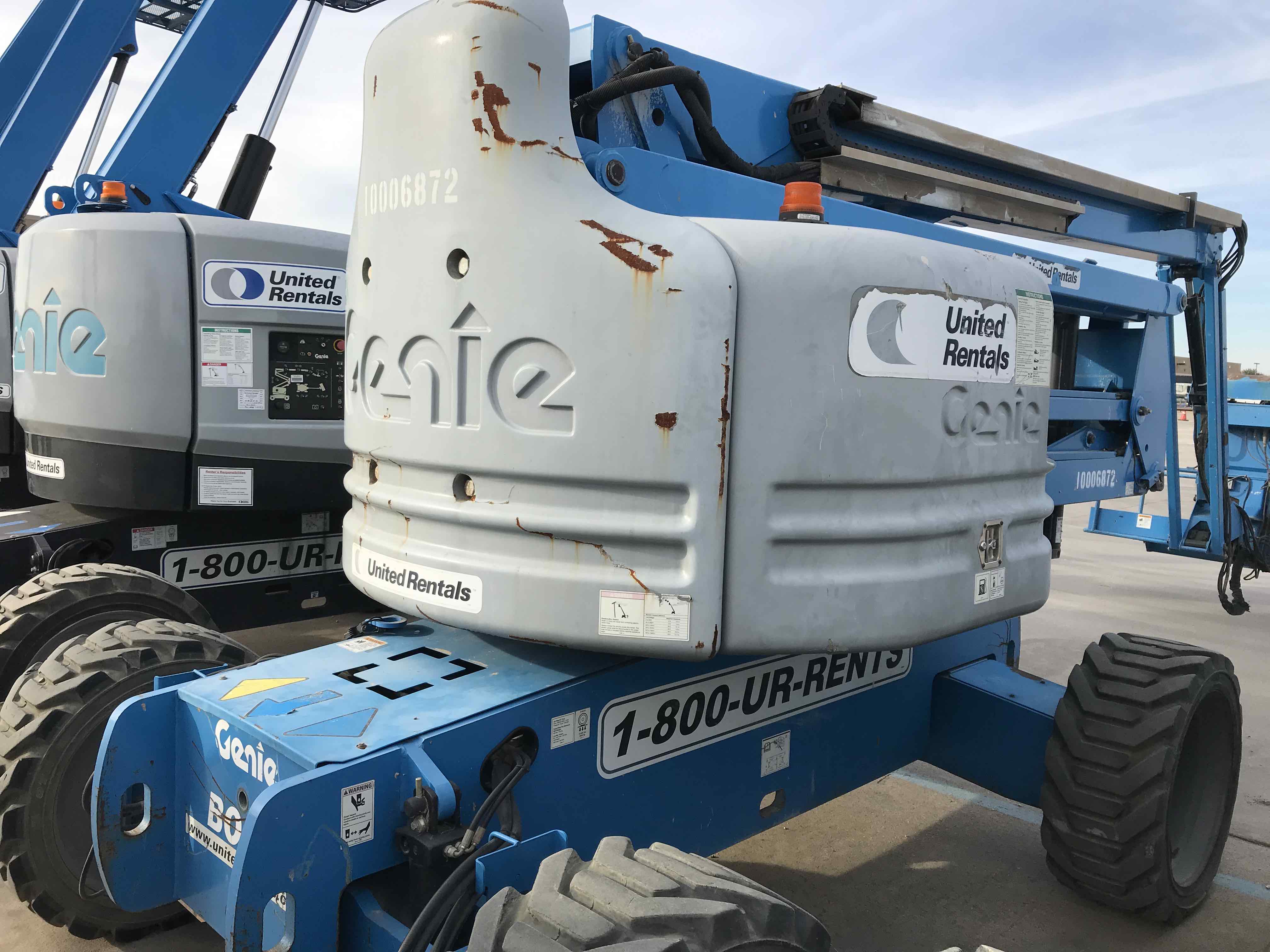Used 2012 Genie Z60/34 Articulating Boom Lift For Sale in Irving, TX