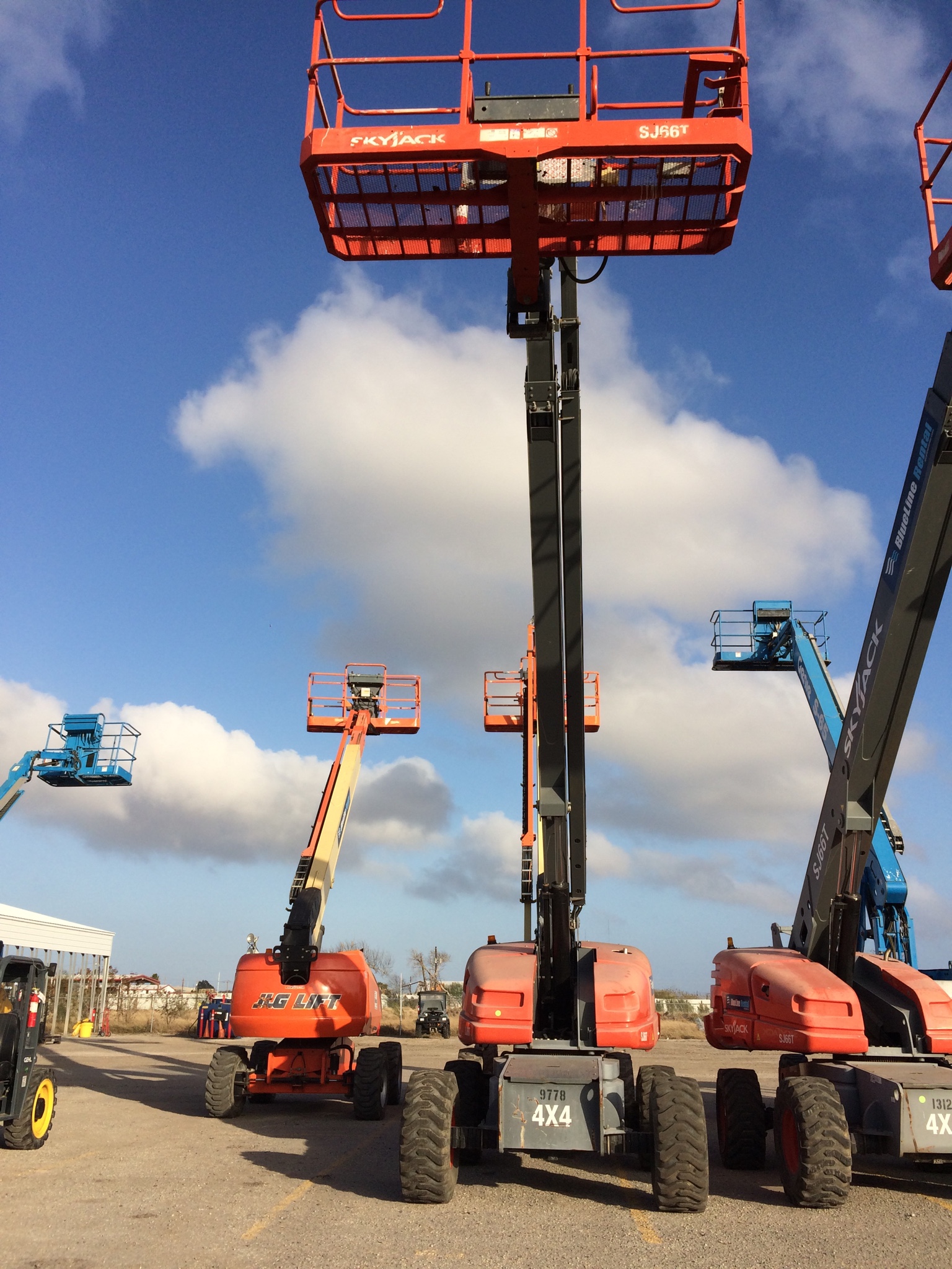 Used 2014 Skyjack SJ66T Boom Lift For Sale in Longview, TX United Rentals