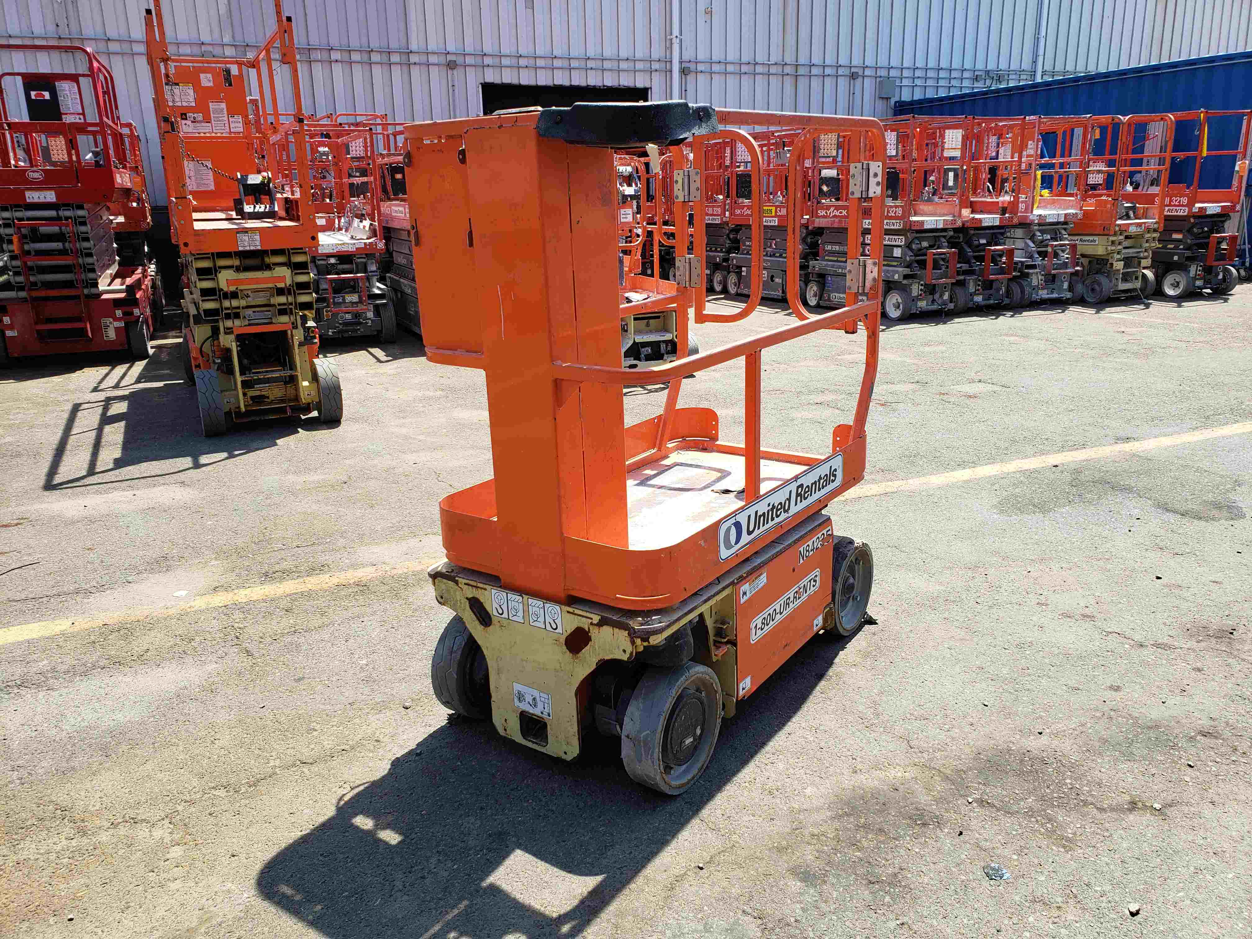 Used 2014 JLG 1230ES OnePerson Lift For Sale in Braintree, MA United