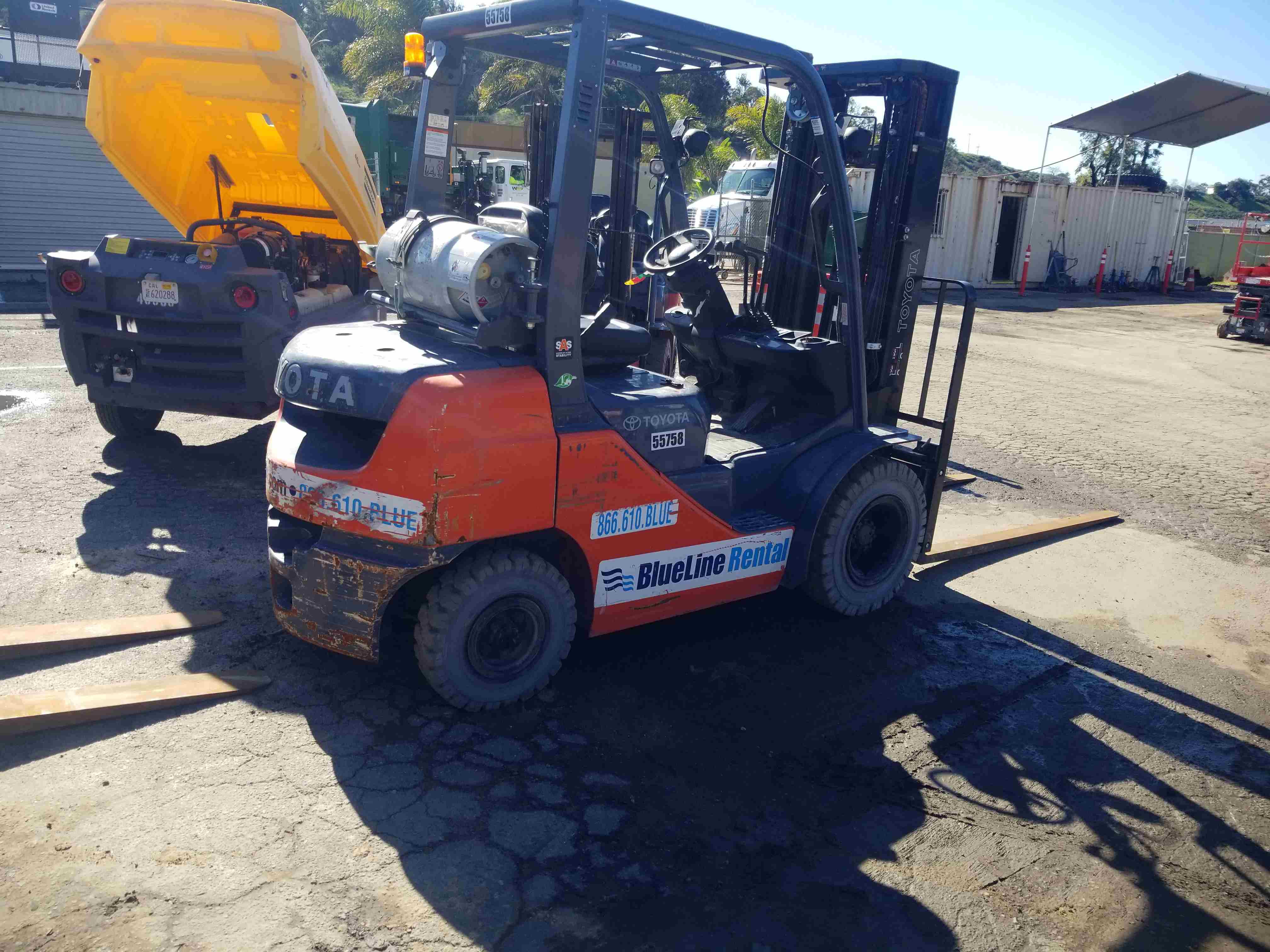 Used 2017 Toyota 8FGU25 Warehouse Forklift For Sale in Escondido, CA United Rentals