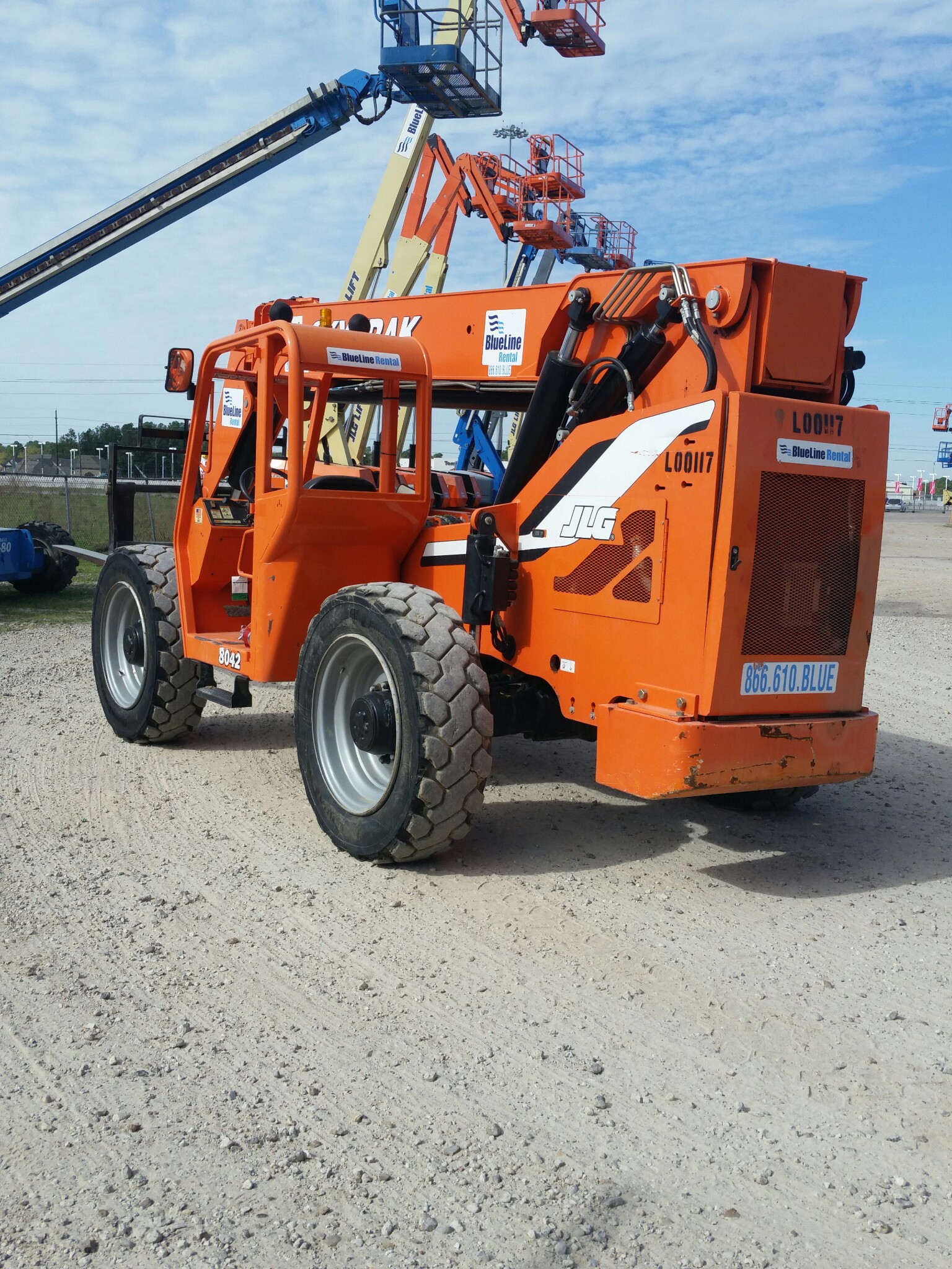 Used 2014 SKYTRAK 8042 Forklift For Sale in San Antonio, TX United