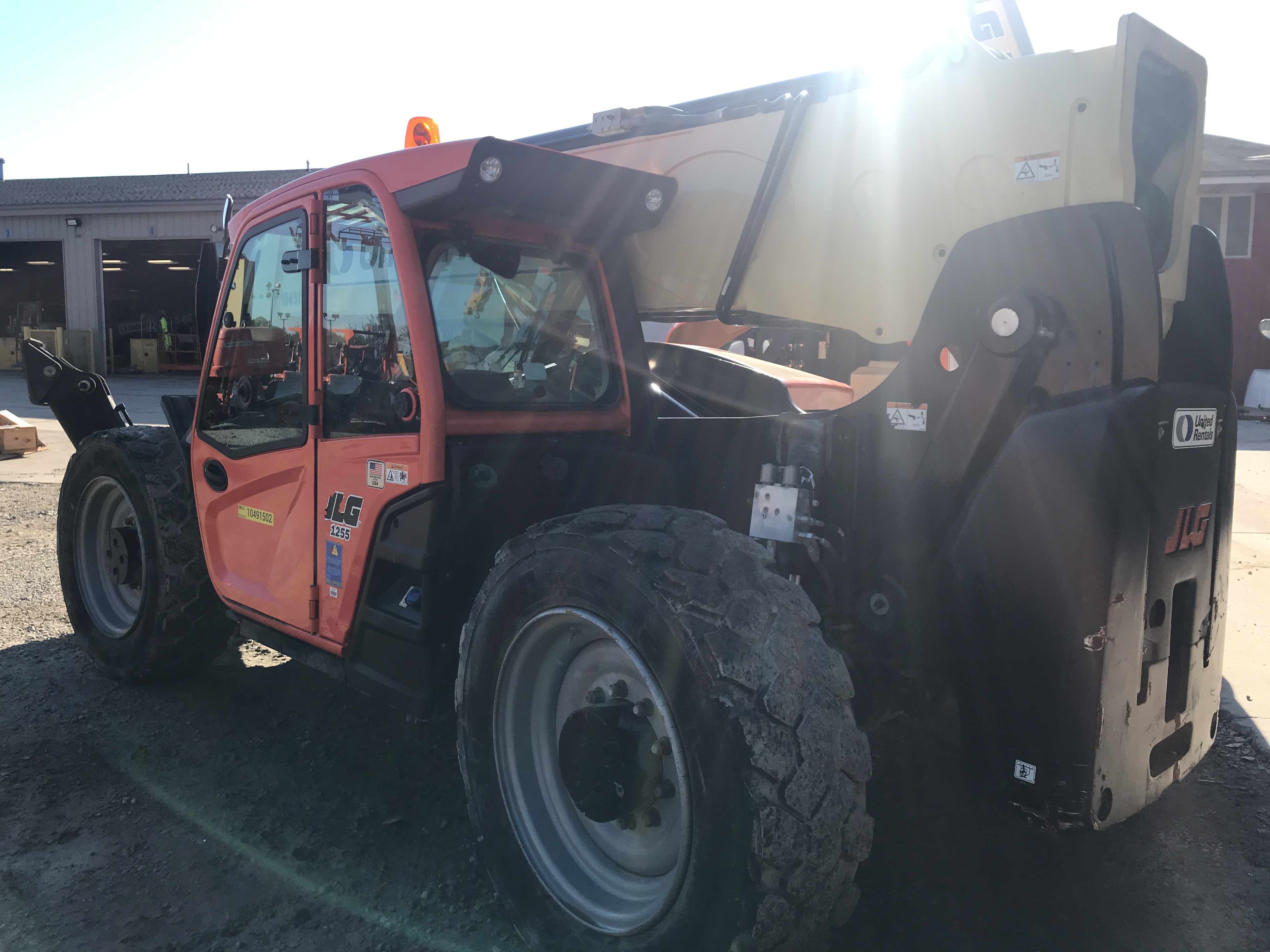 Used 2016 JLG 1255 Telehandler For Sale in Washington, PA United Rentals