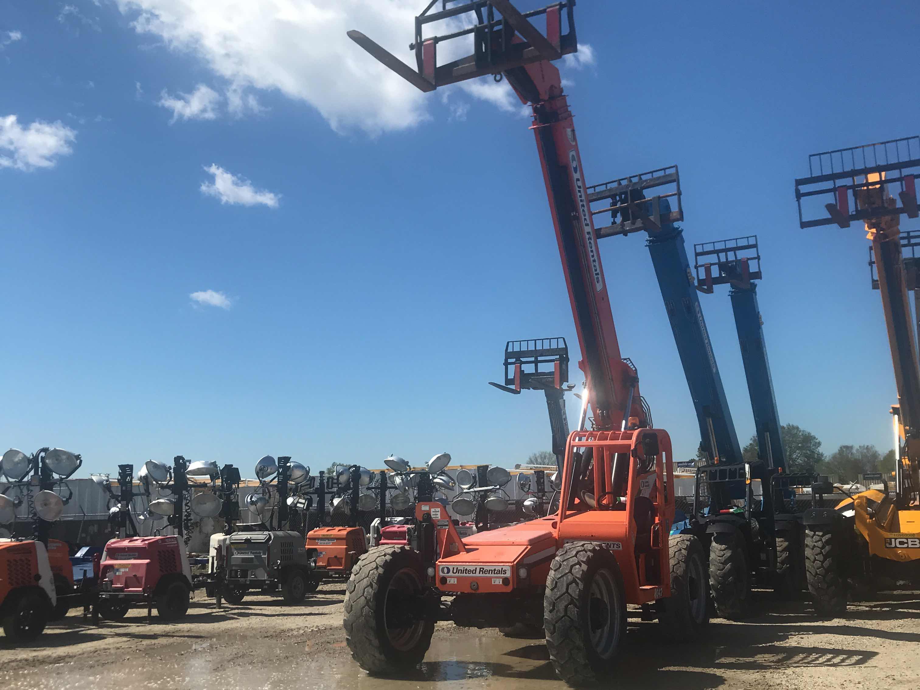 Used 2014 SKYTRAK 8042 Forklift For Sale in Nederland, TX United Rentals
