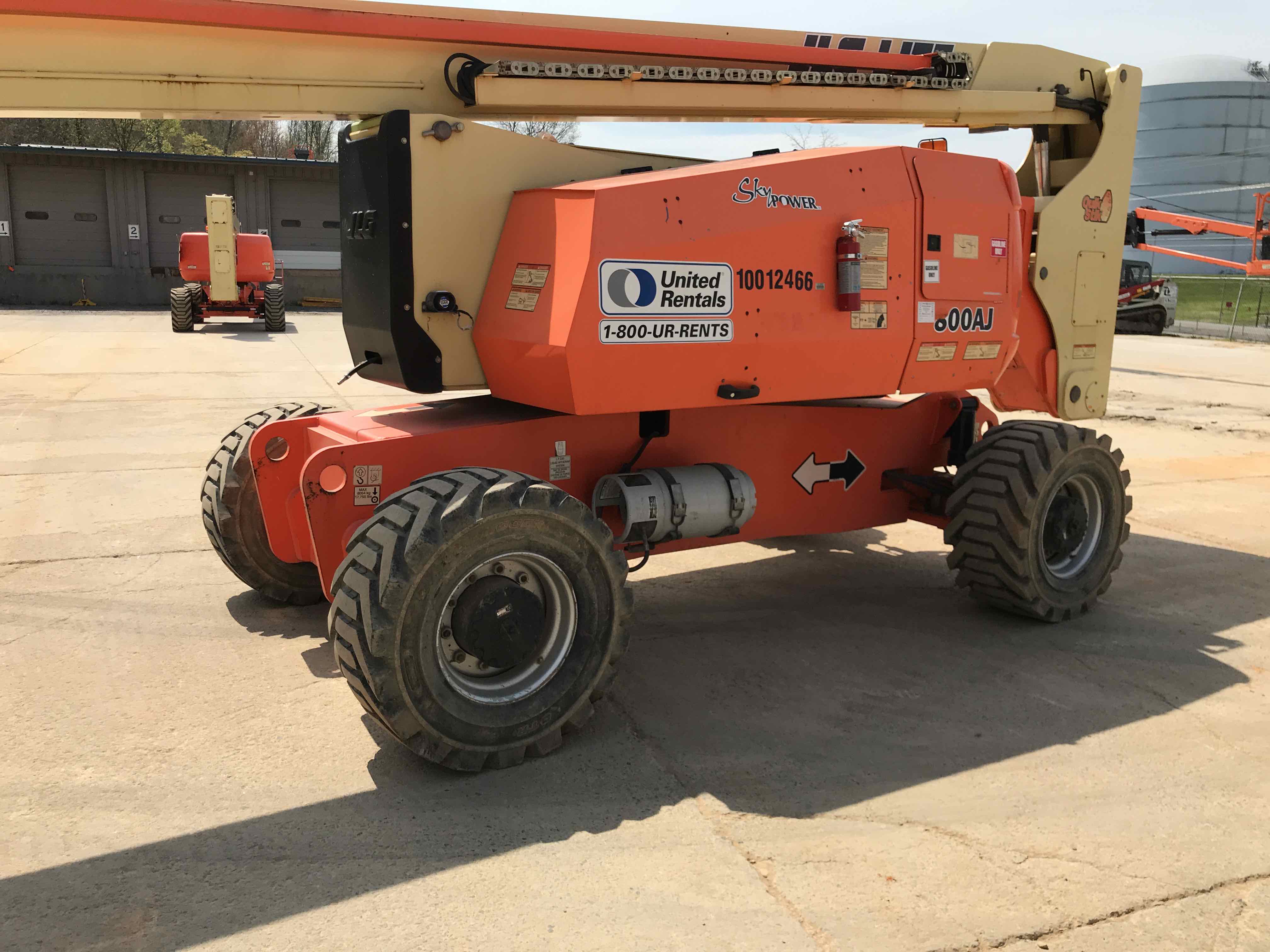Used 2011 JLG 800AJ Articulating Boom Lift For Sale in Bridgeport, WV