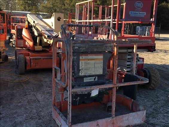 2012 JLG E400AJPN Boom Lift