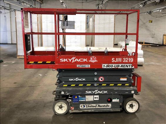 2015 Skyjack SJIII3219 Scissor Lift