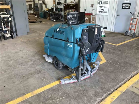 2015 Tennant M-5700