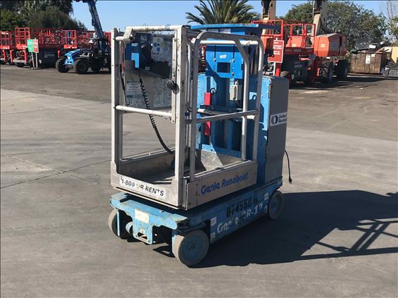 2011 Genie GR-12 Scissor Lift