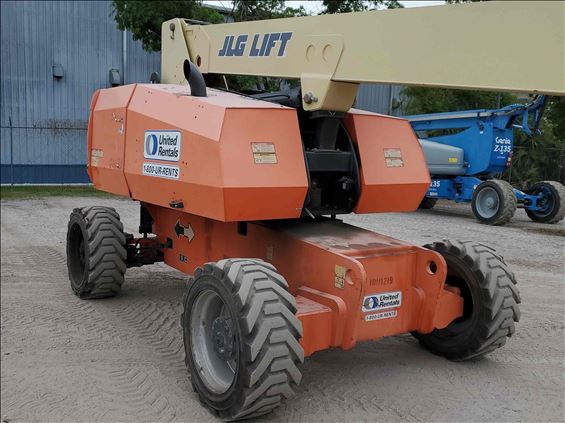 2013 JLG 860SJ Boom Lift