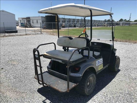 2016 E-Z-GO EXPRESS S4 Utility Vehicle