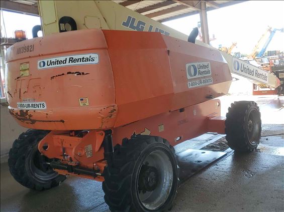 2013 JLG 800S Boom Lift