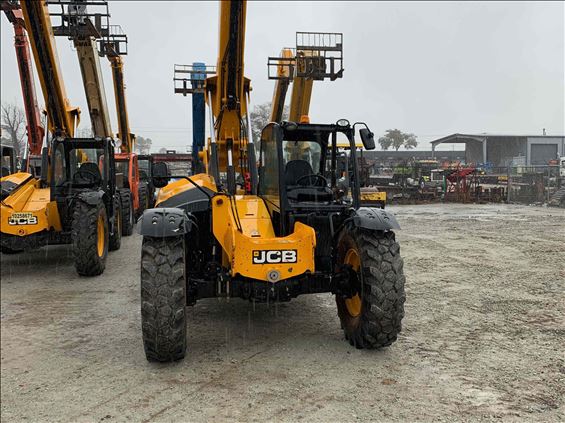 2014 JCB 507-42 Rough Terrain Forklift
