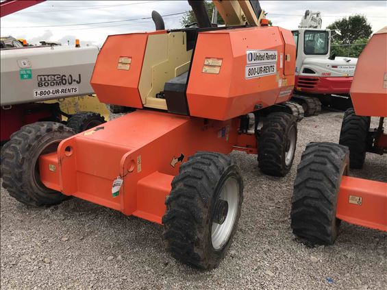 2011 JLG 600S Boom Lift