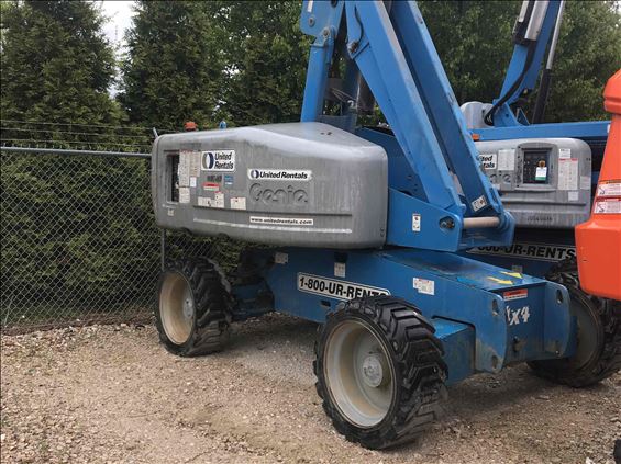 2012 Genie S-65 Boom Lift