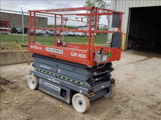 2015 Skyjack SJIII4626 Scissor Lift